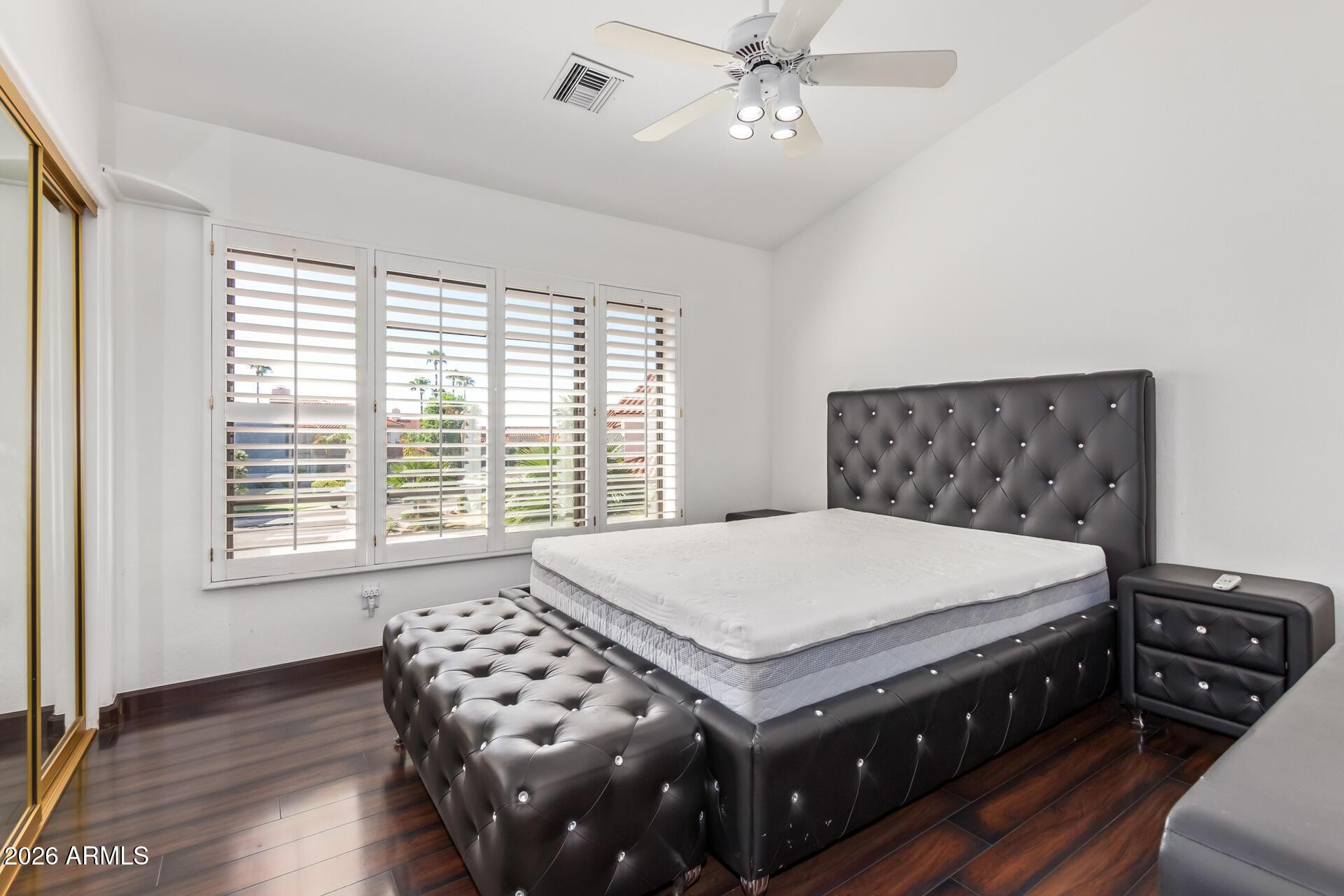 9124 N 108th Way