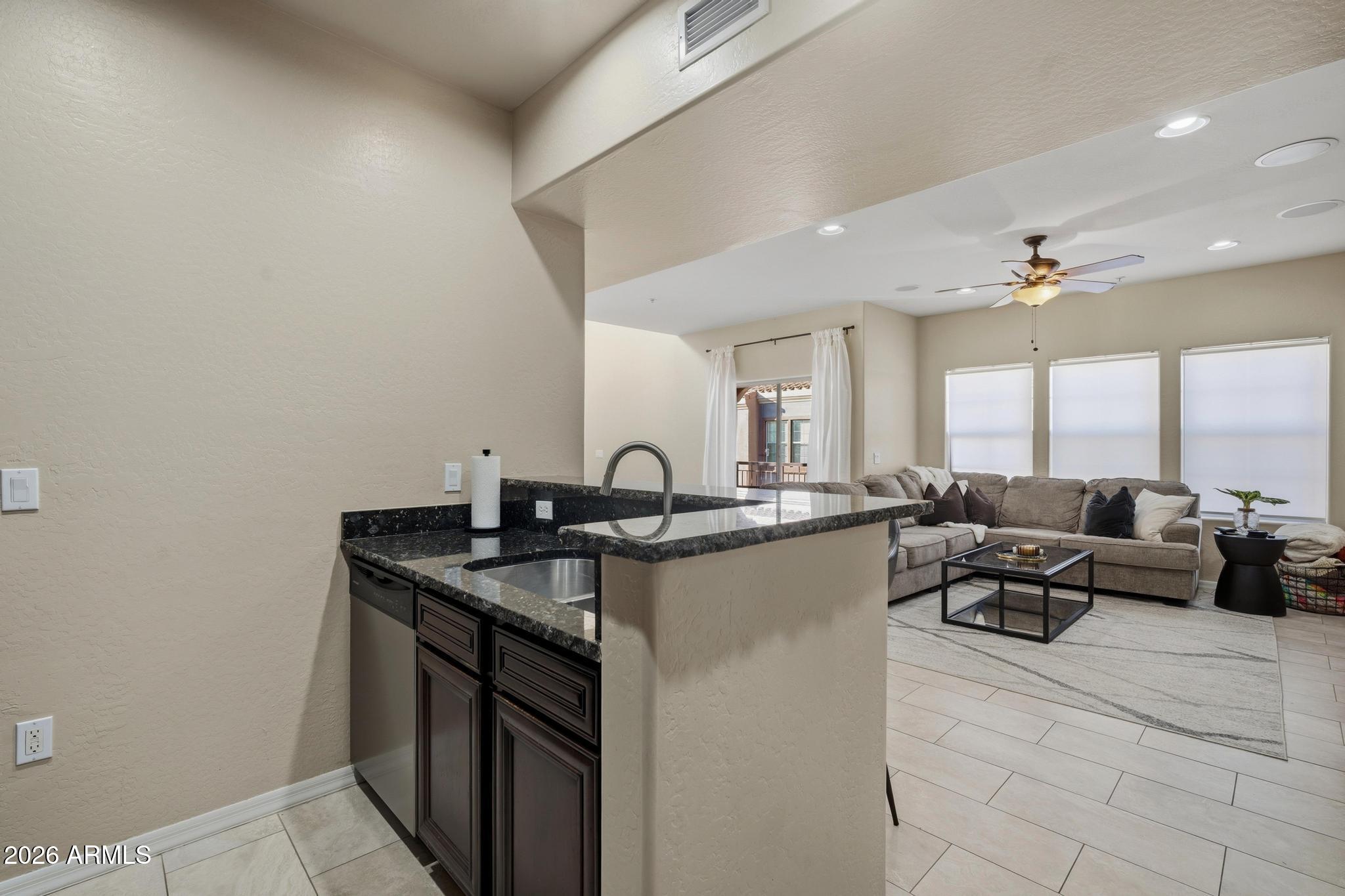 3935 E ROUGH RIDER Road 1112