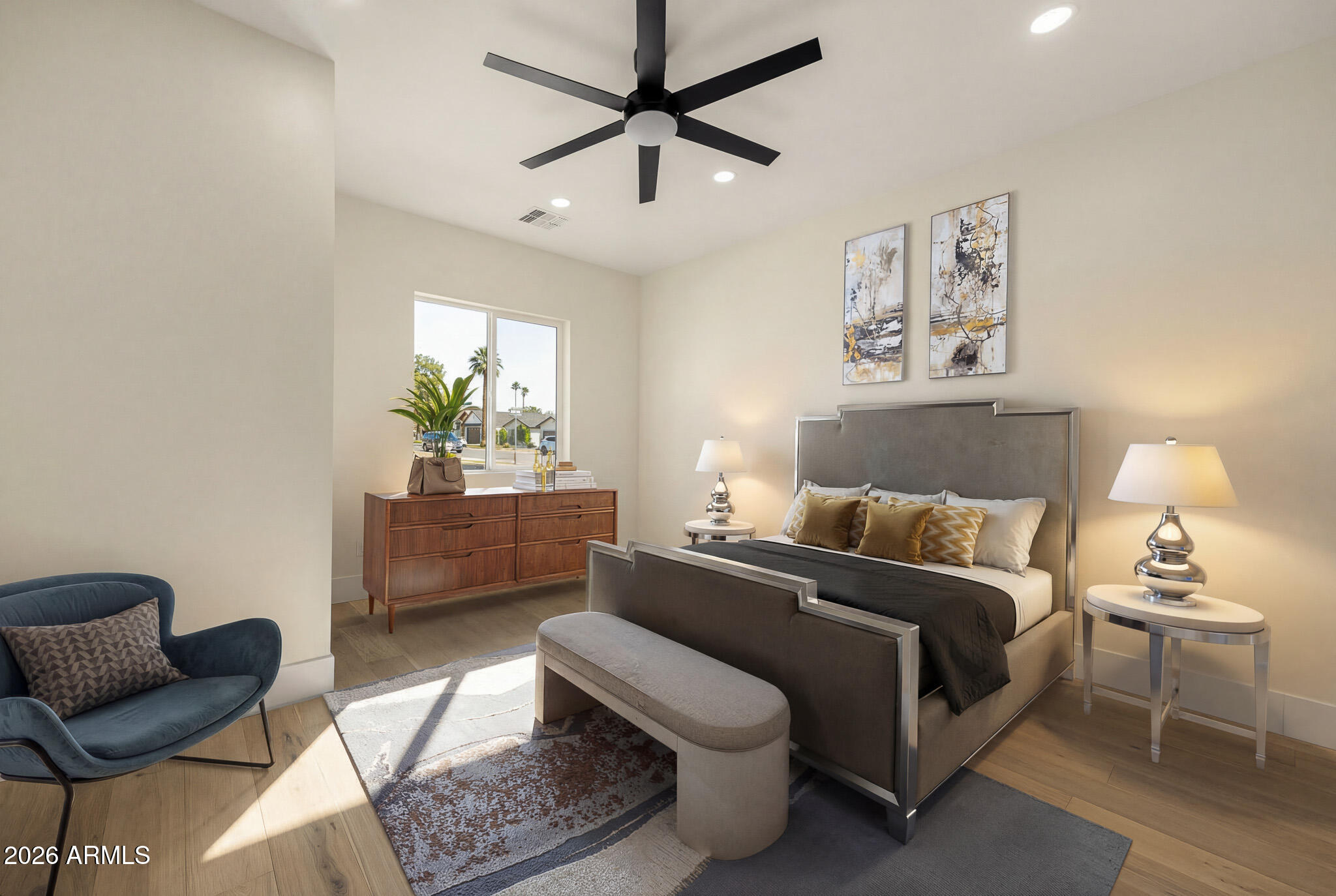 3002 N 53RD Place