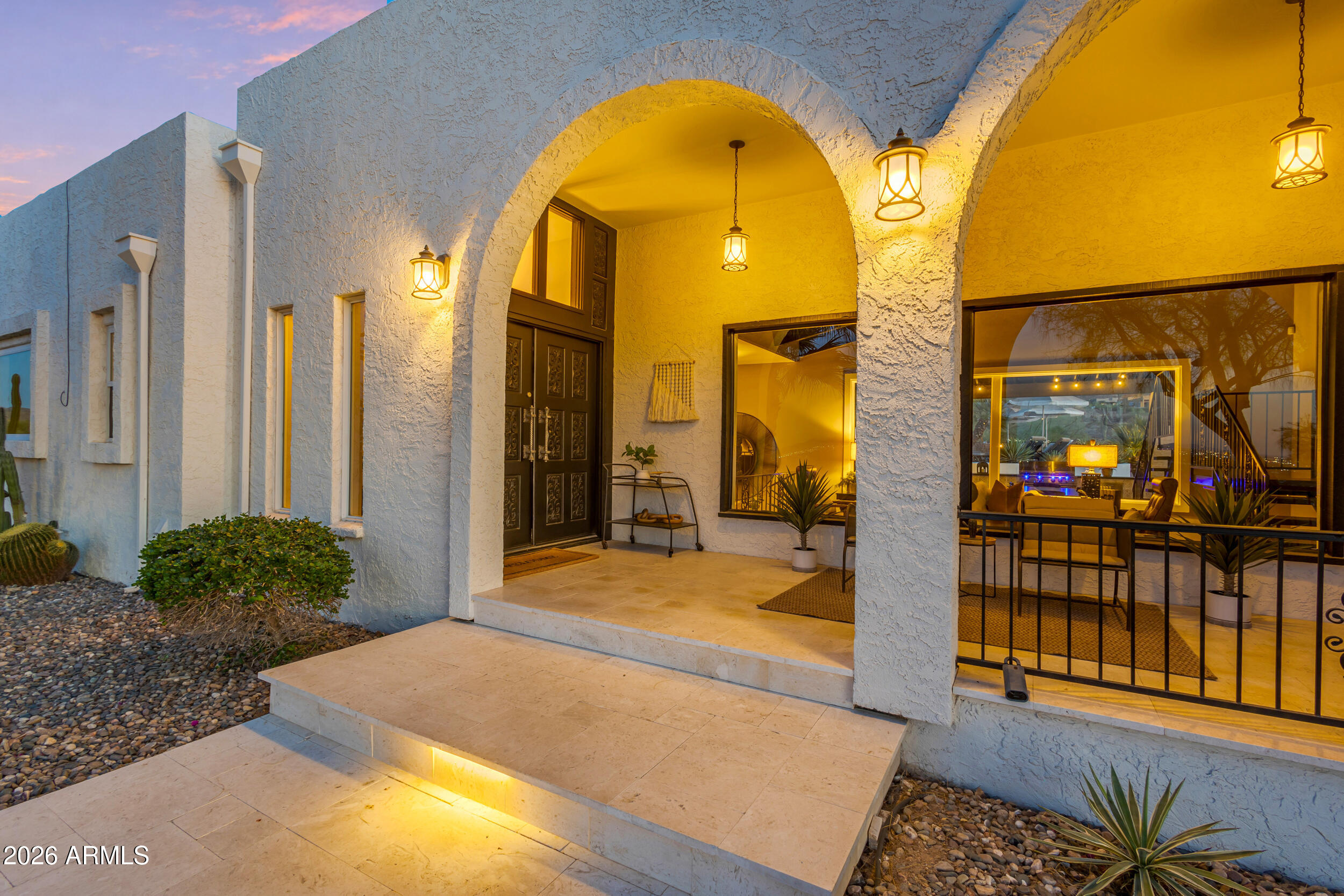 2449 W SUNRISE Drive