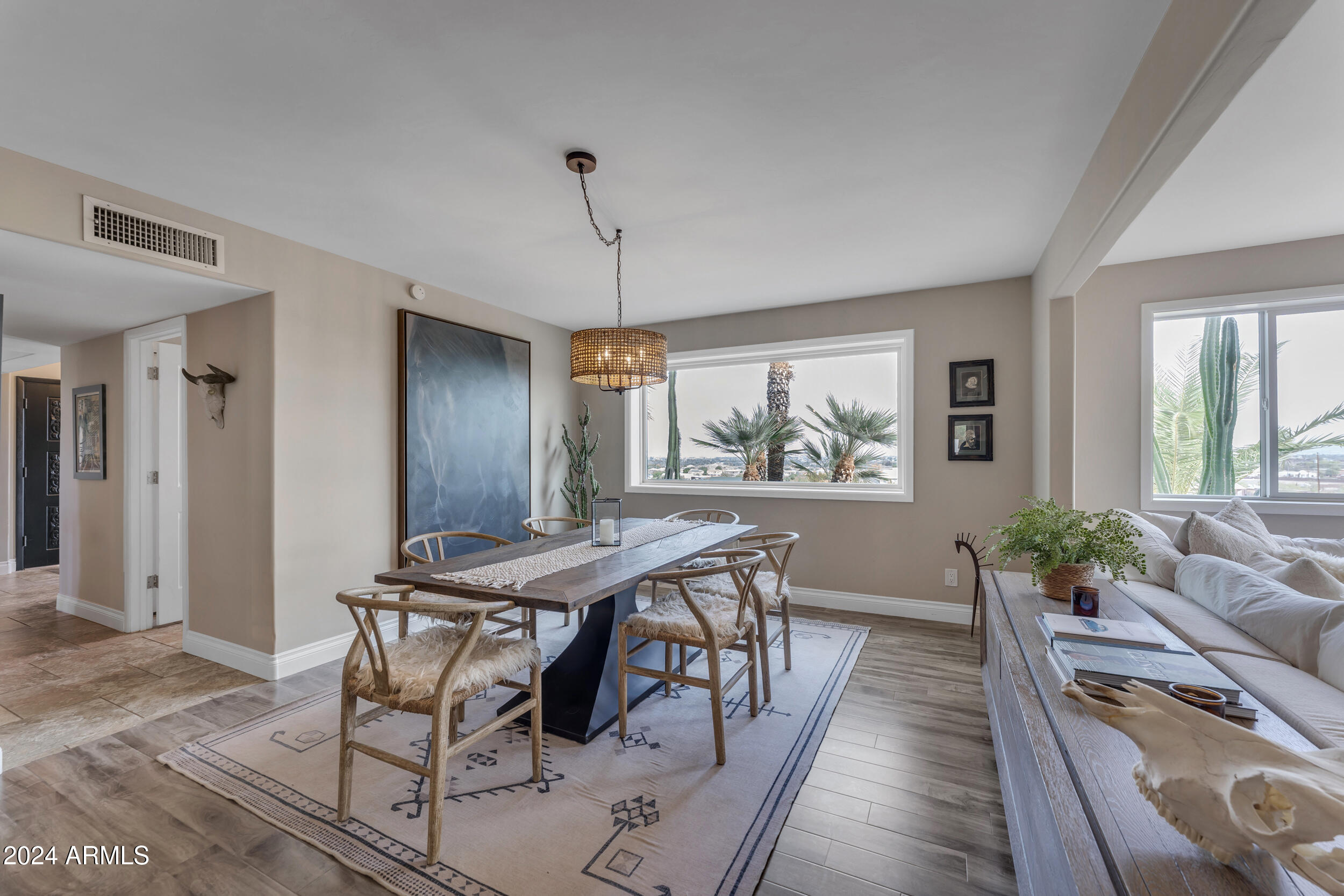 2449 W SUNRISE Drive