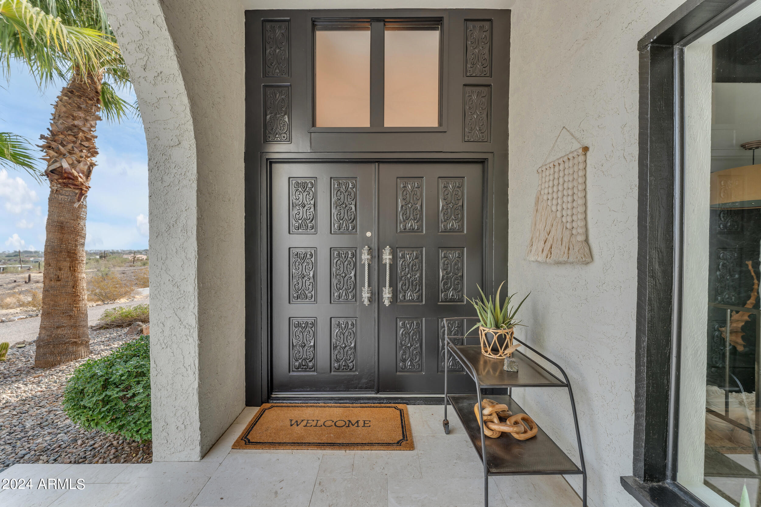 2449 W SUNRISE Drive
