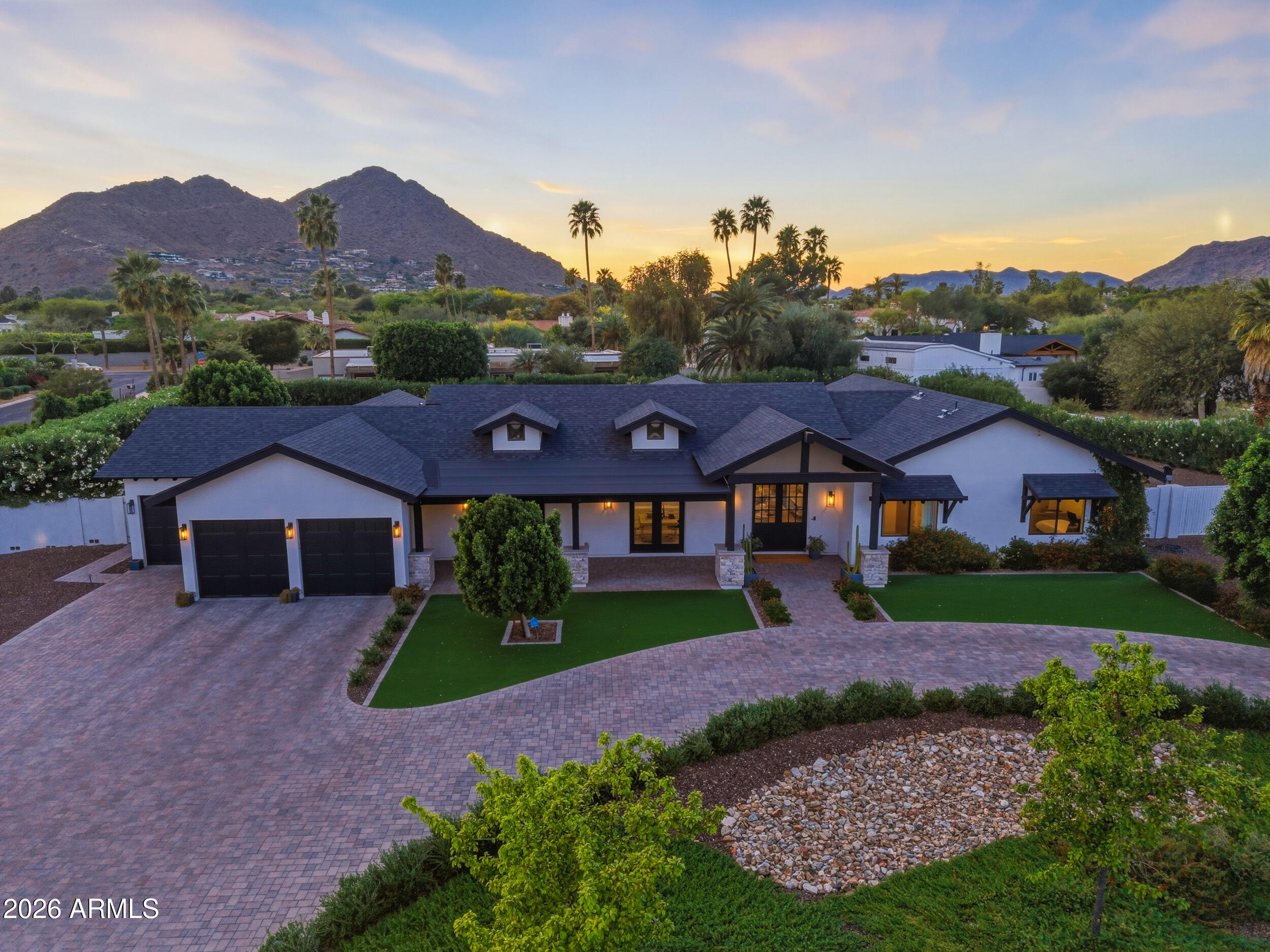 5302 N 68TH Place