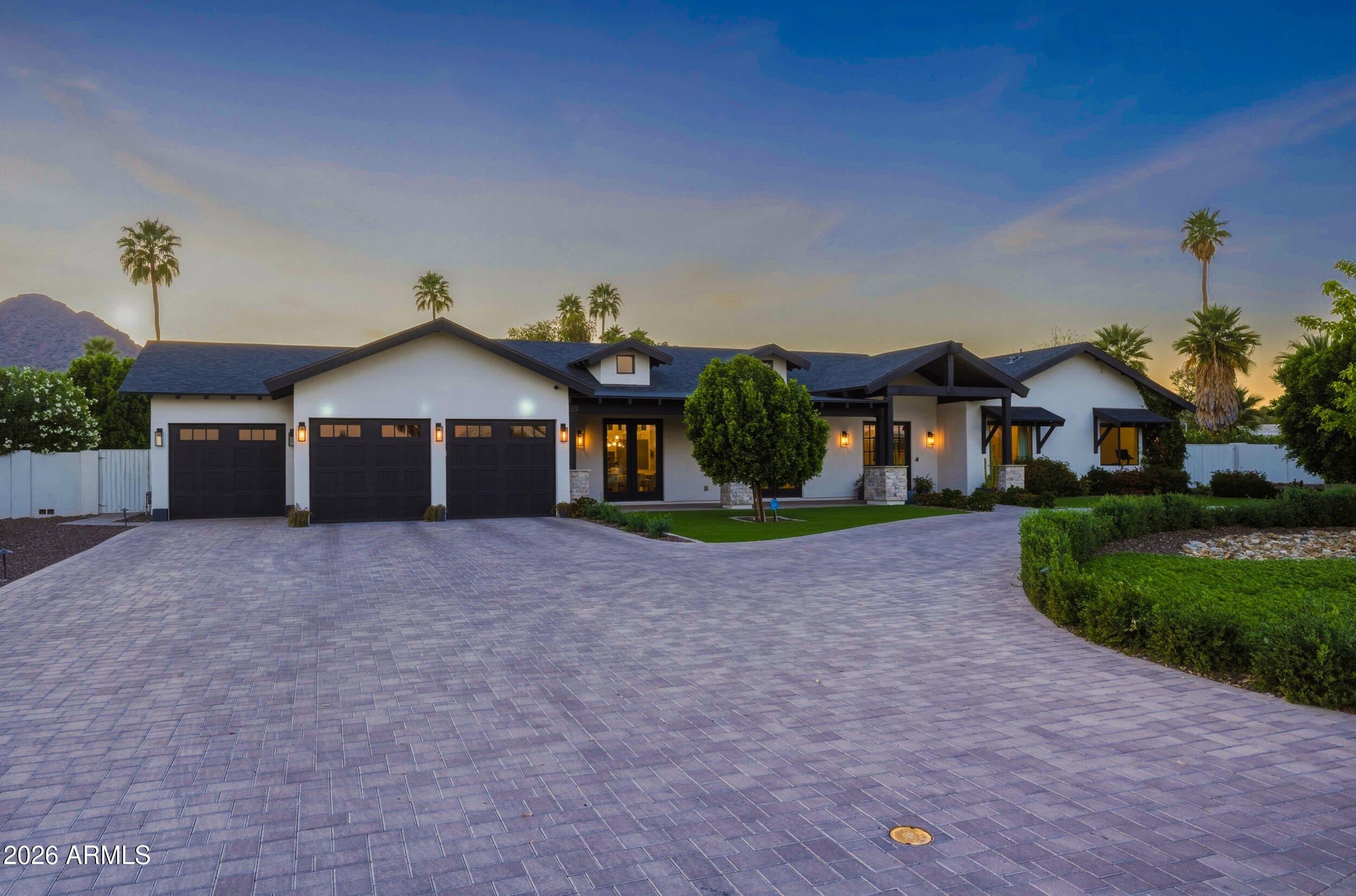 5302 N 68TH Place