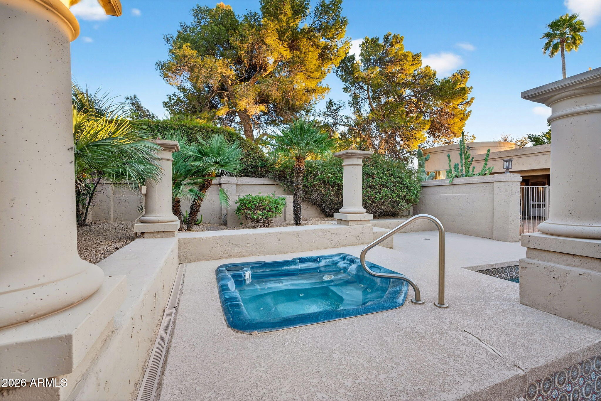 8320 E CALLE DE ALEGRIA