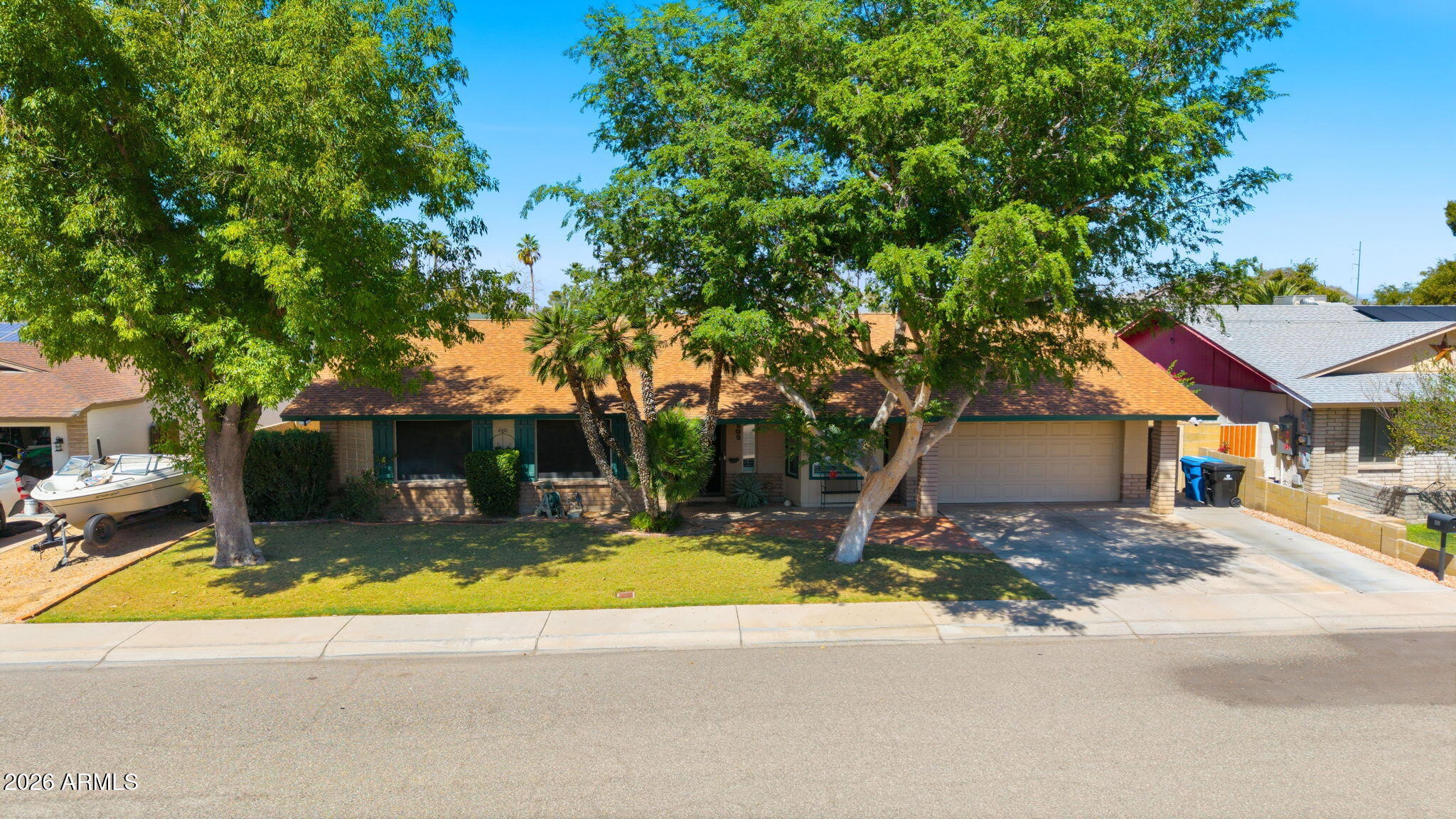 508 E MURIEL Drive
