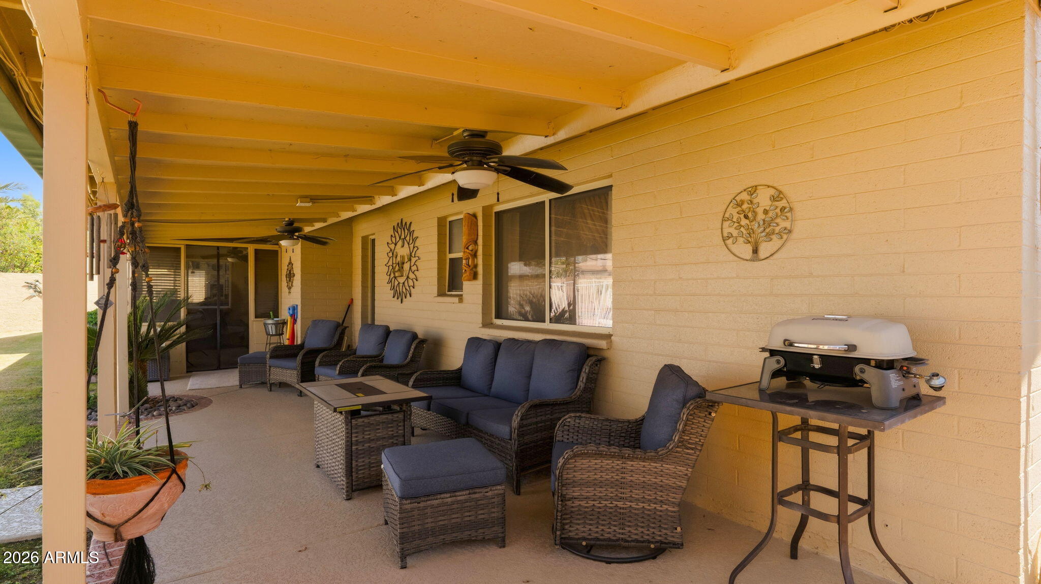 508 E MURIEL Drive