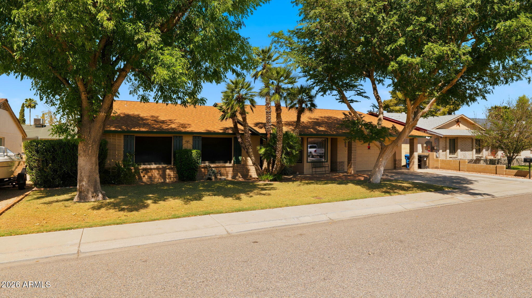 508 E MURIEL Drive