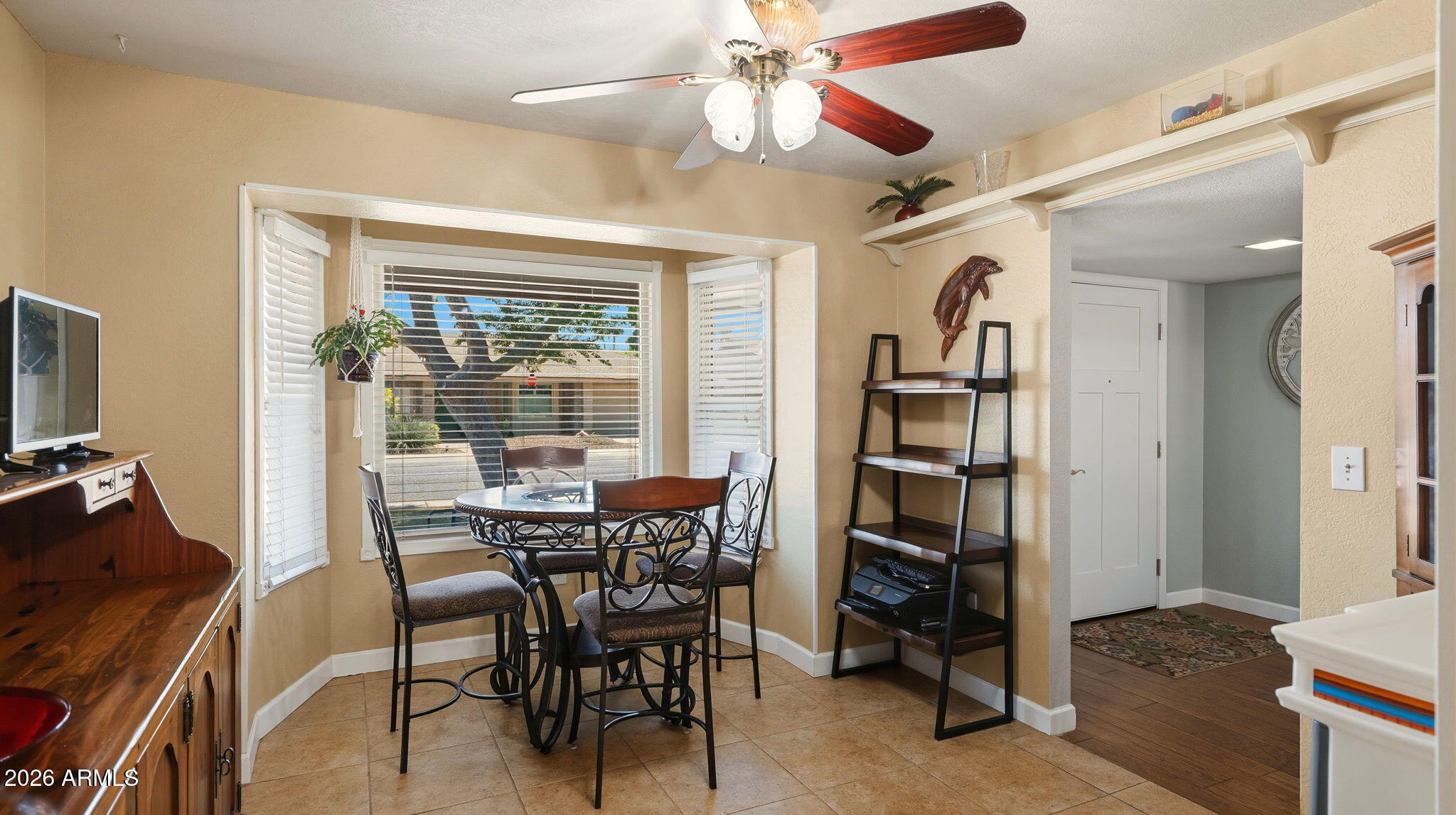 508 E MURIEL Drive
