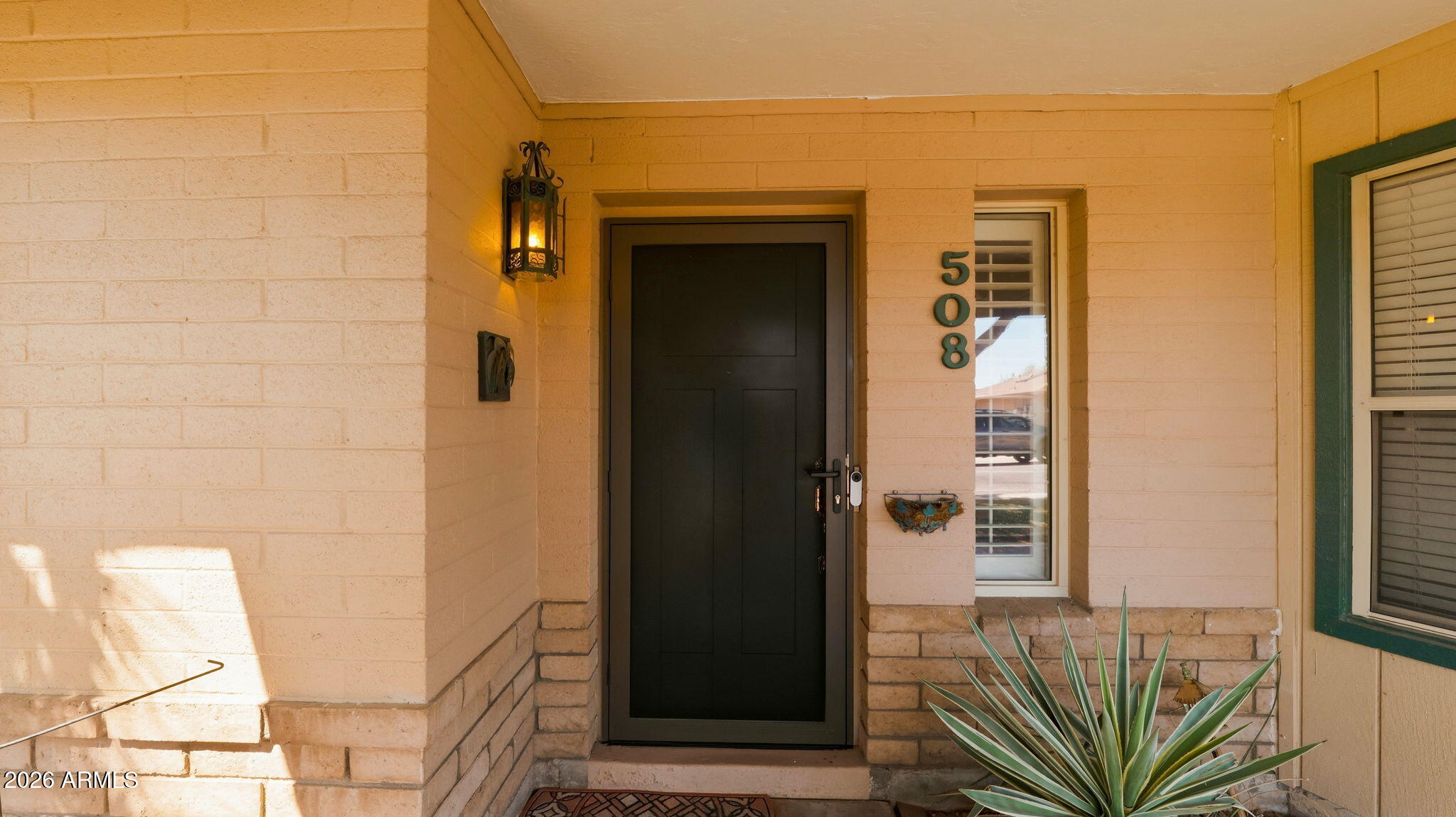 508 E MURIEL Drive
