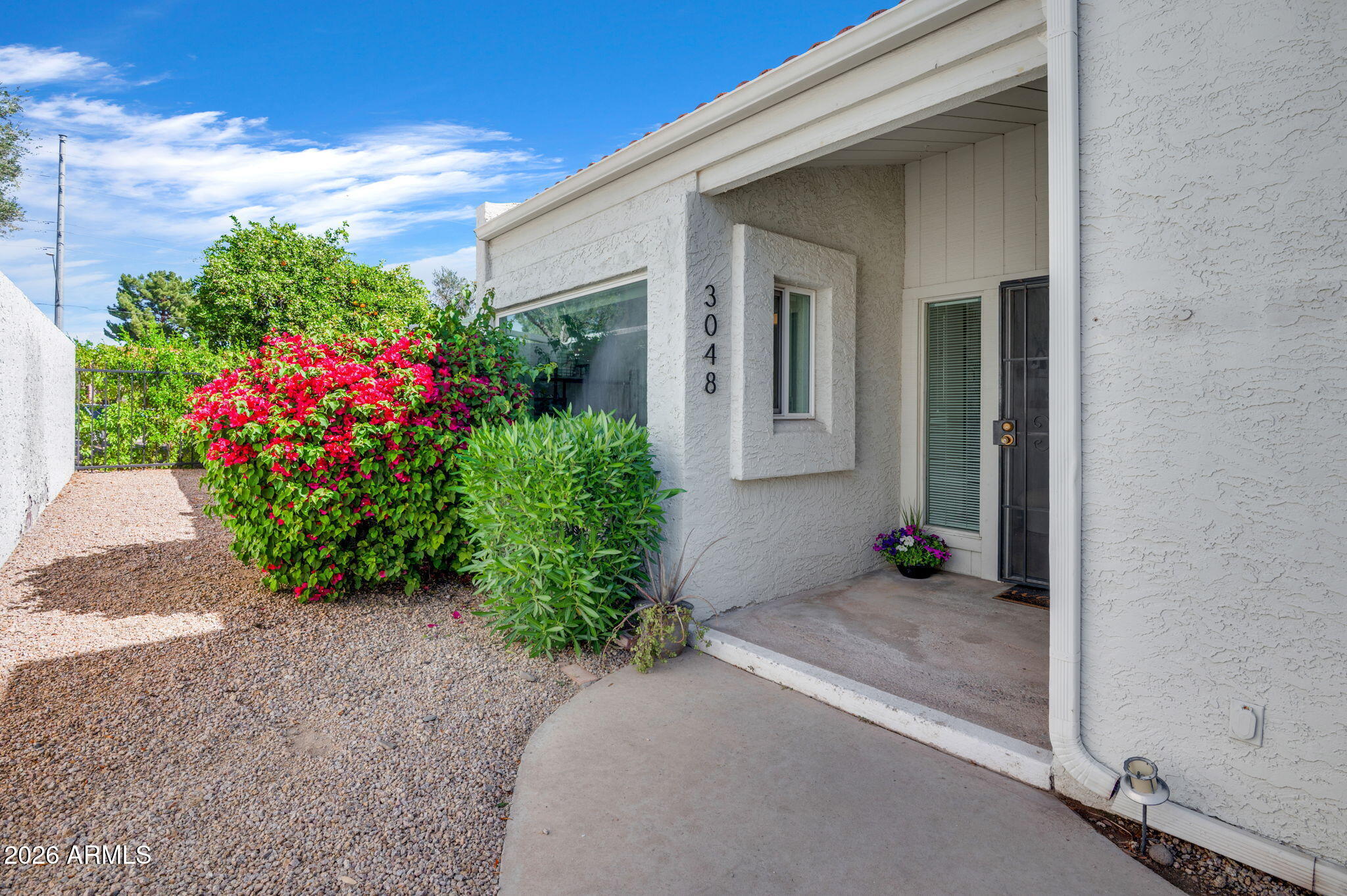3048 E CANNON Drive