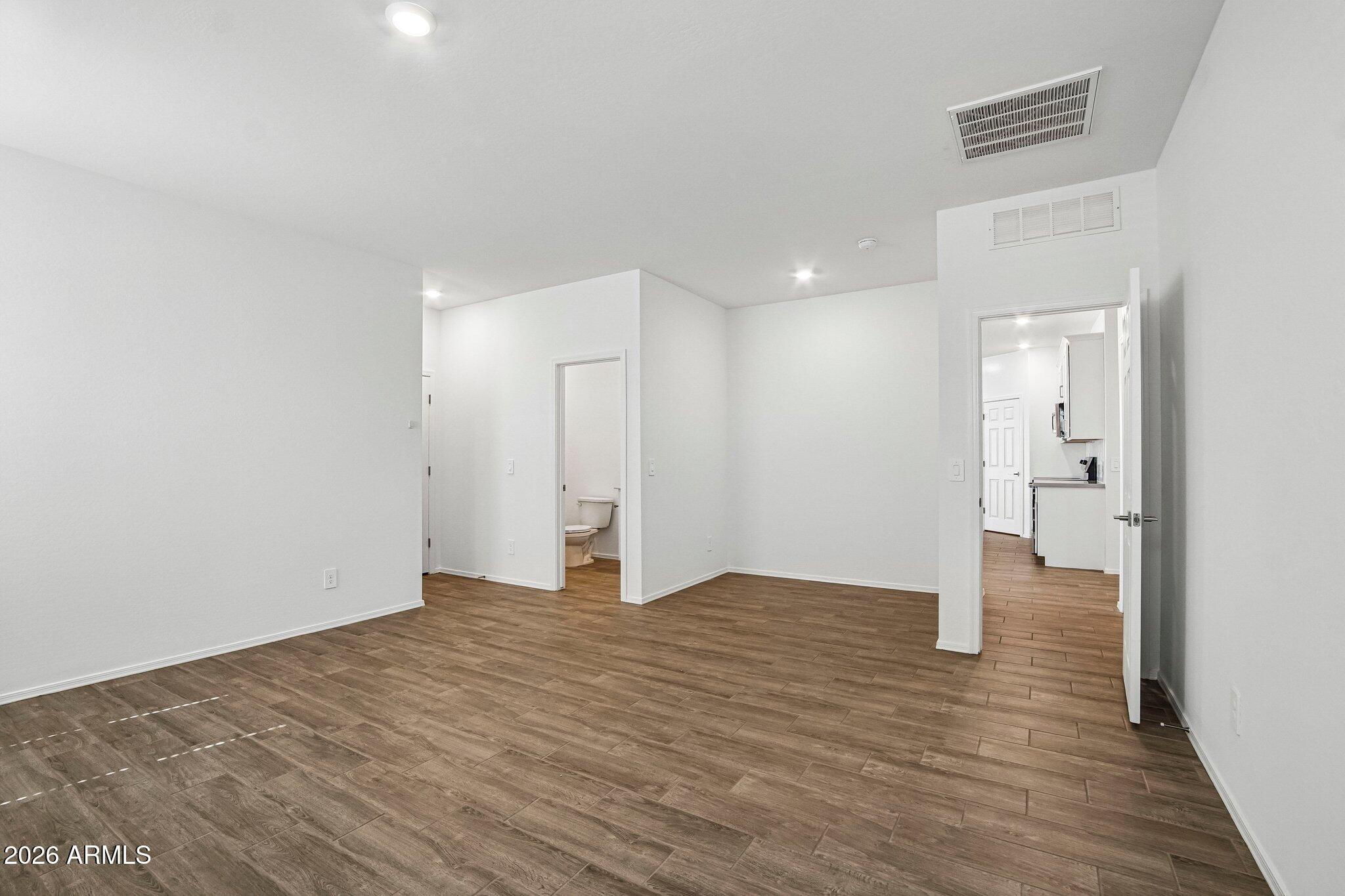 24071 W HUNTINGTON Drive