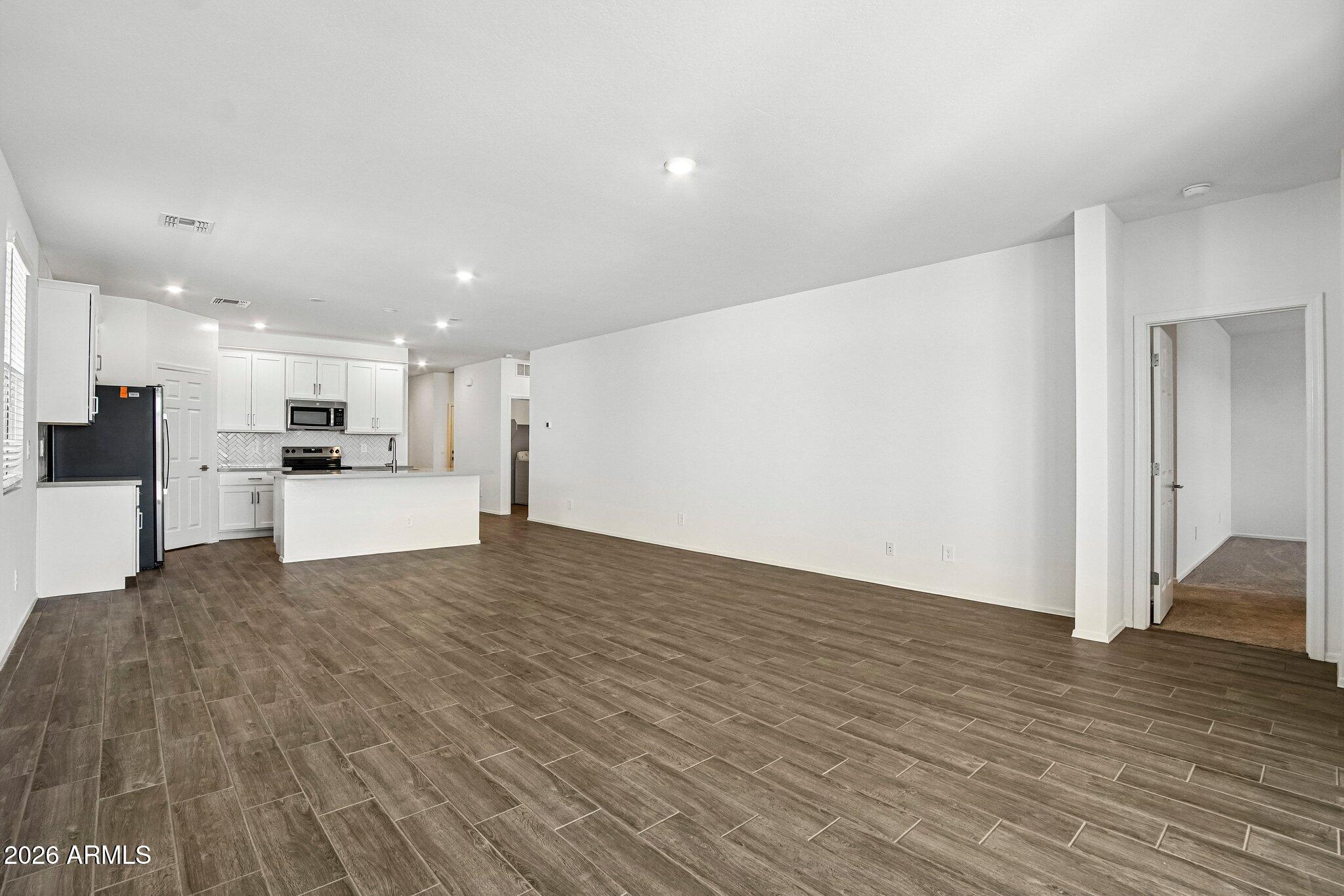 24071 W HUNTINGTON Drive
