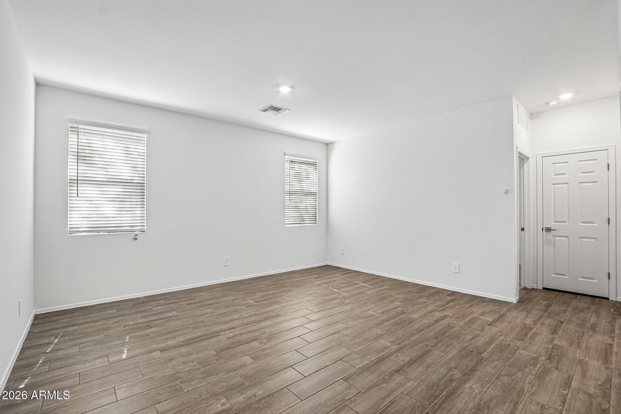 24071 W HUNTINGTON Drive