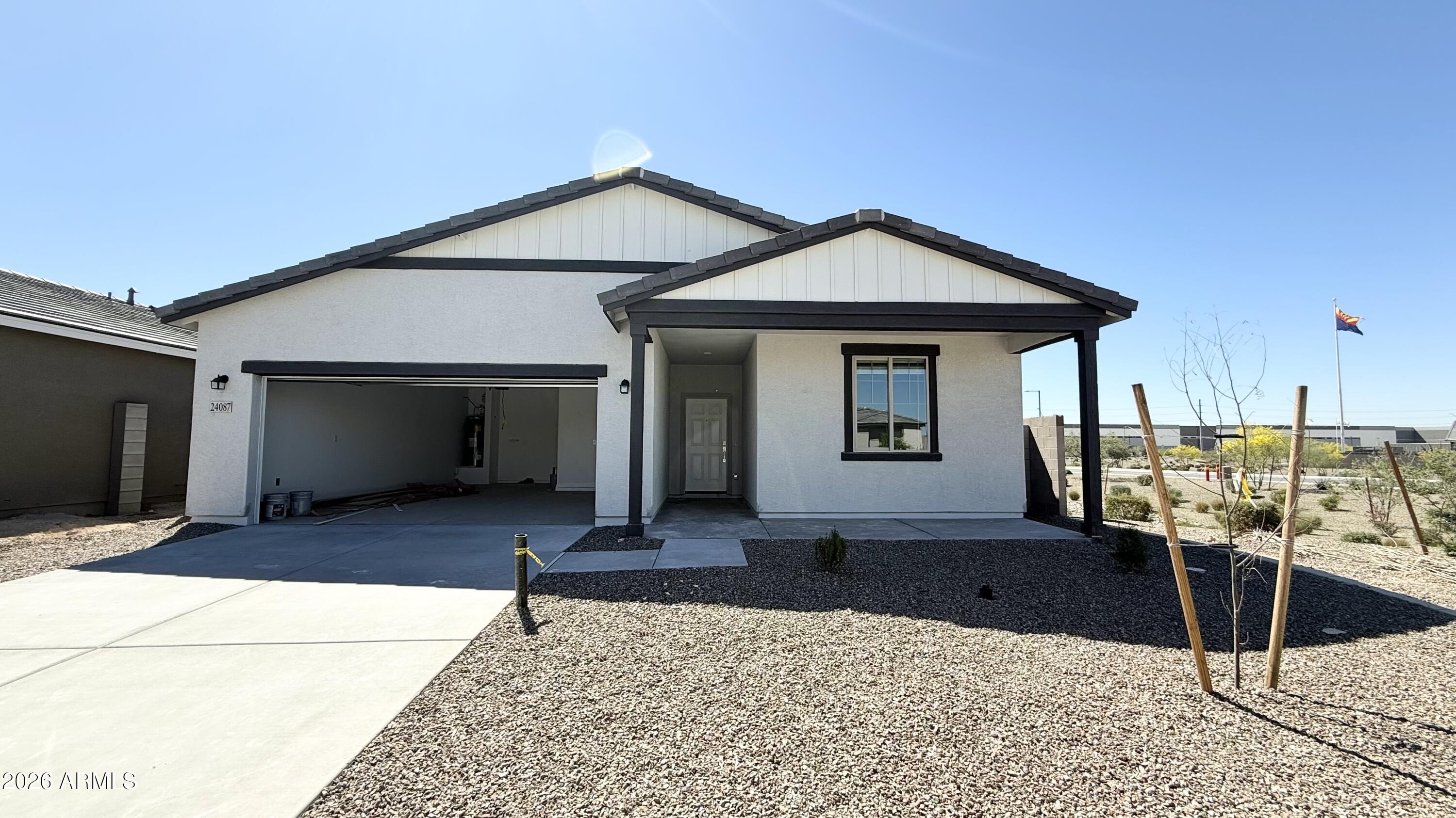 24087 W HUNTINGTON Drive