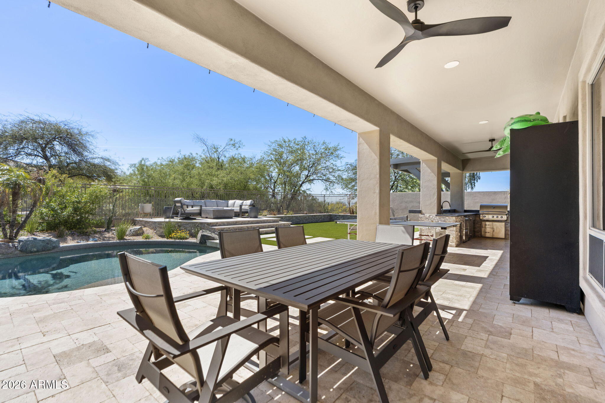 10785 E GELDING Drive
