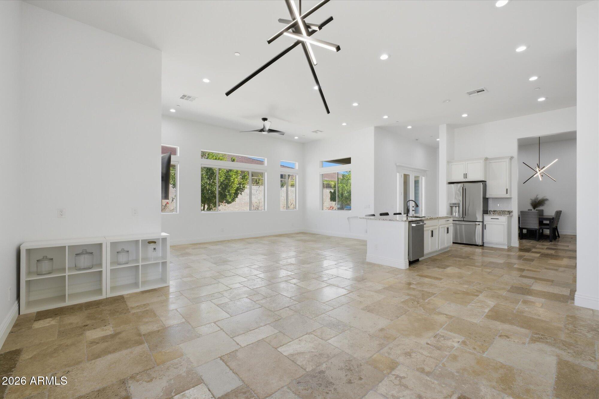 11507 N 124TH Place