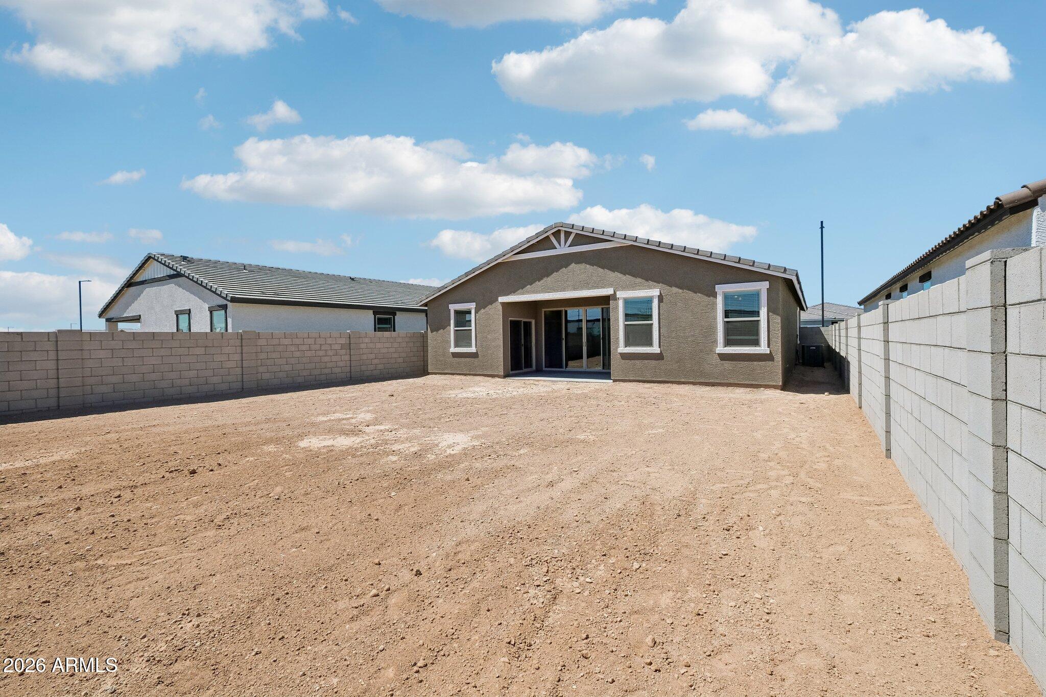 24079 W HUNTINGTON Drive