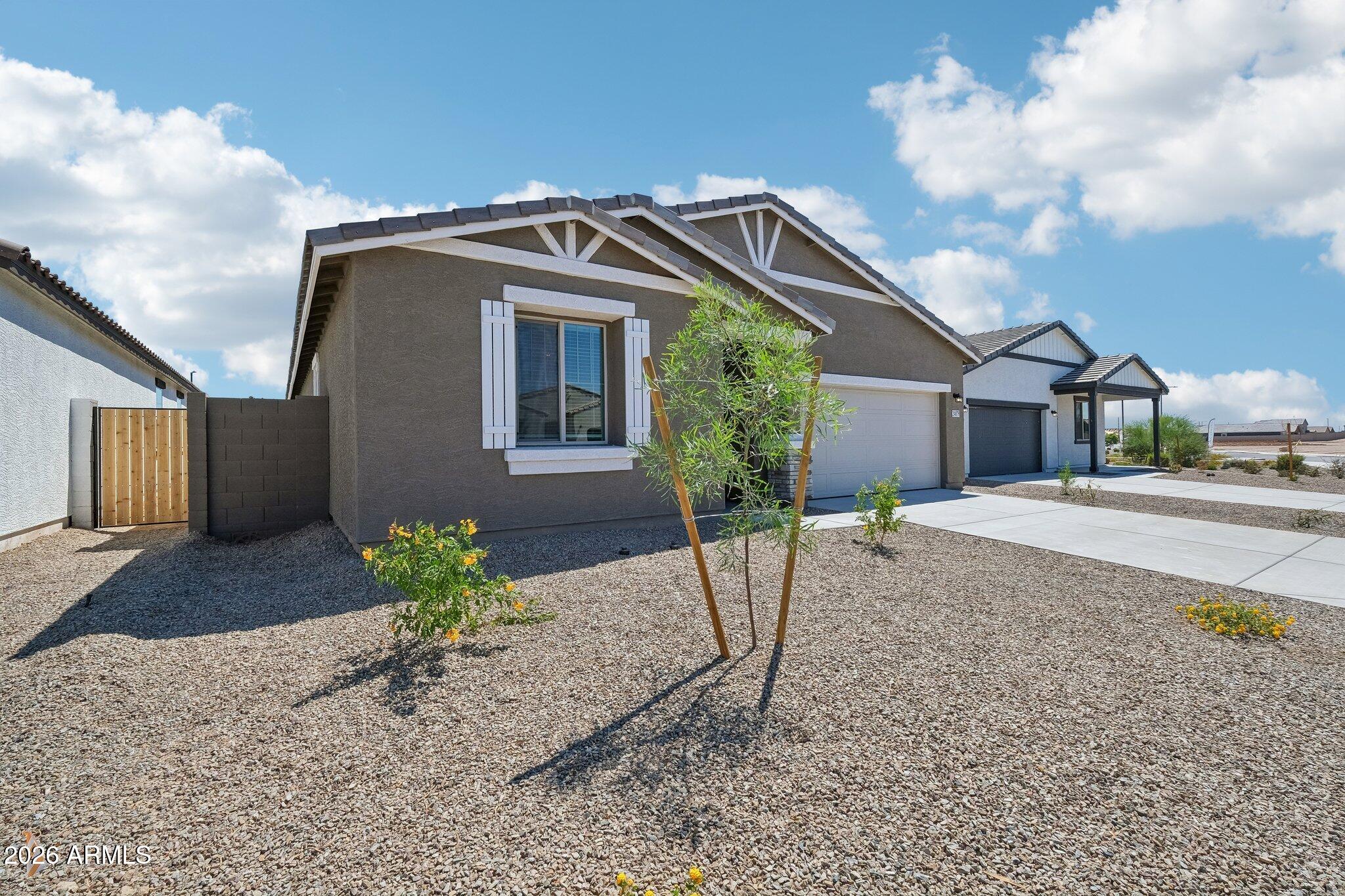 24079 W HUNTINGTON Drive
