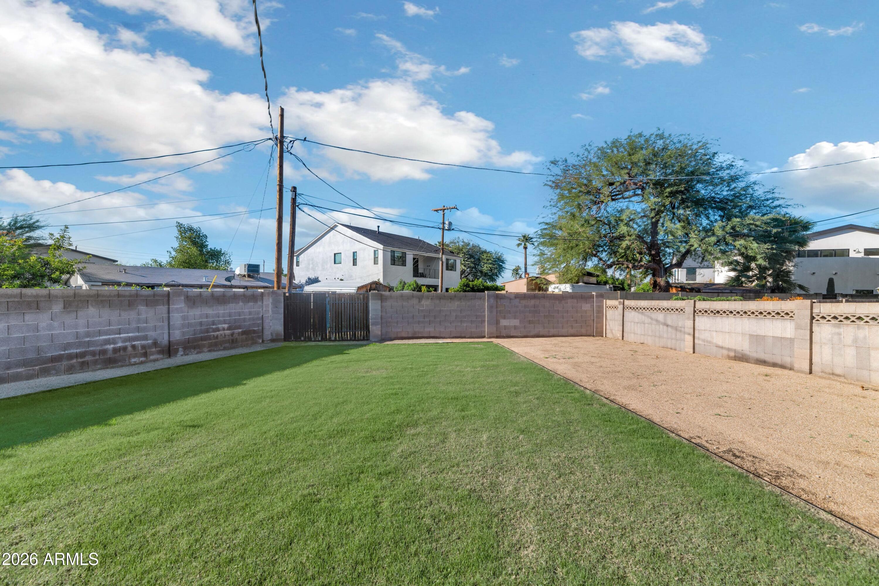 4549 E CAMPBELL Avenue 101