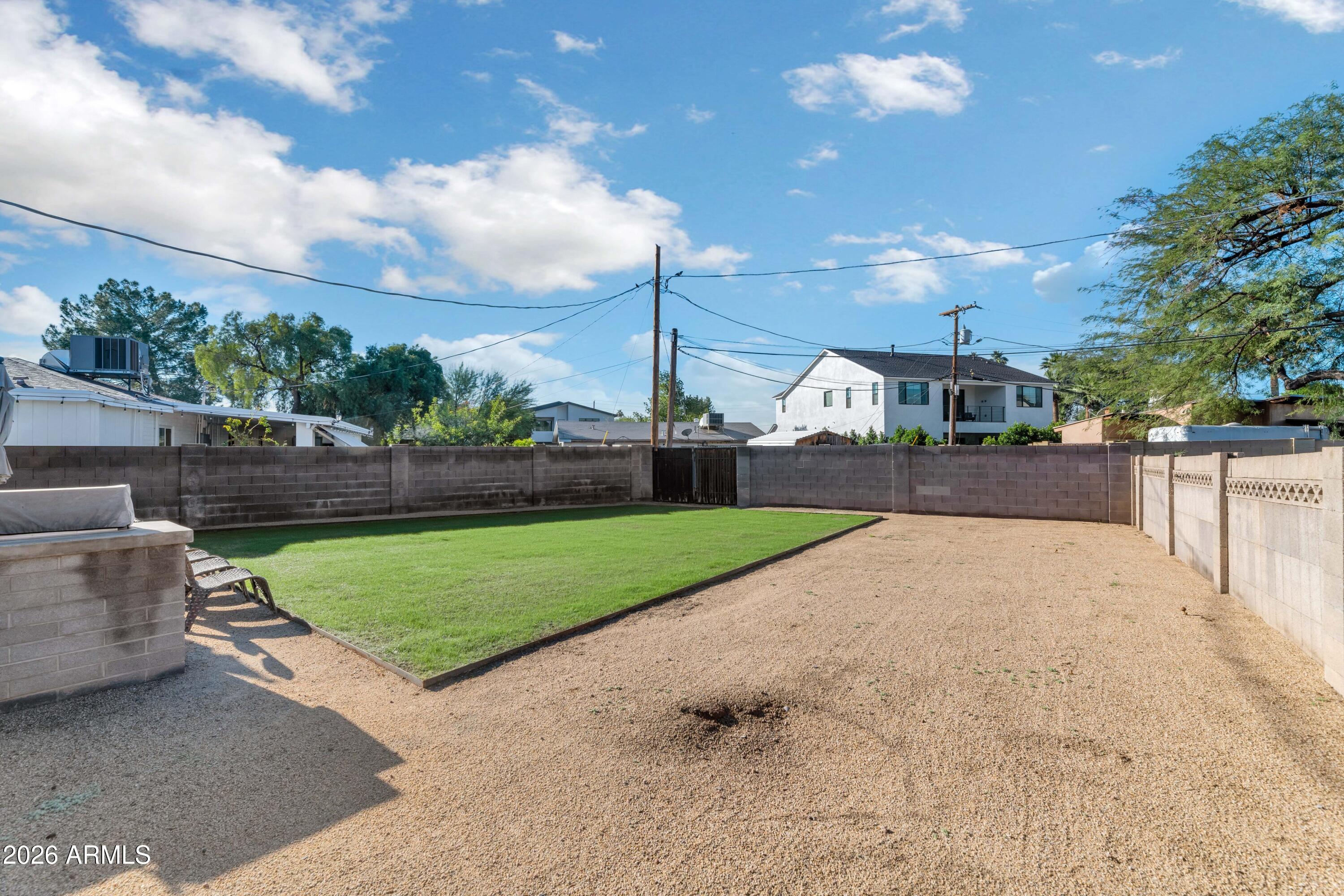 4549 E CAMPBELL Avenue 101