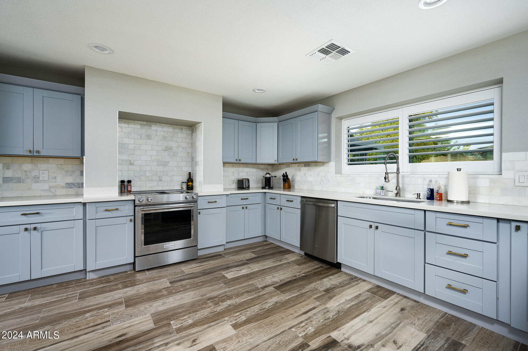 4501 N 86TH Place