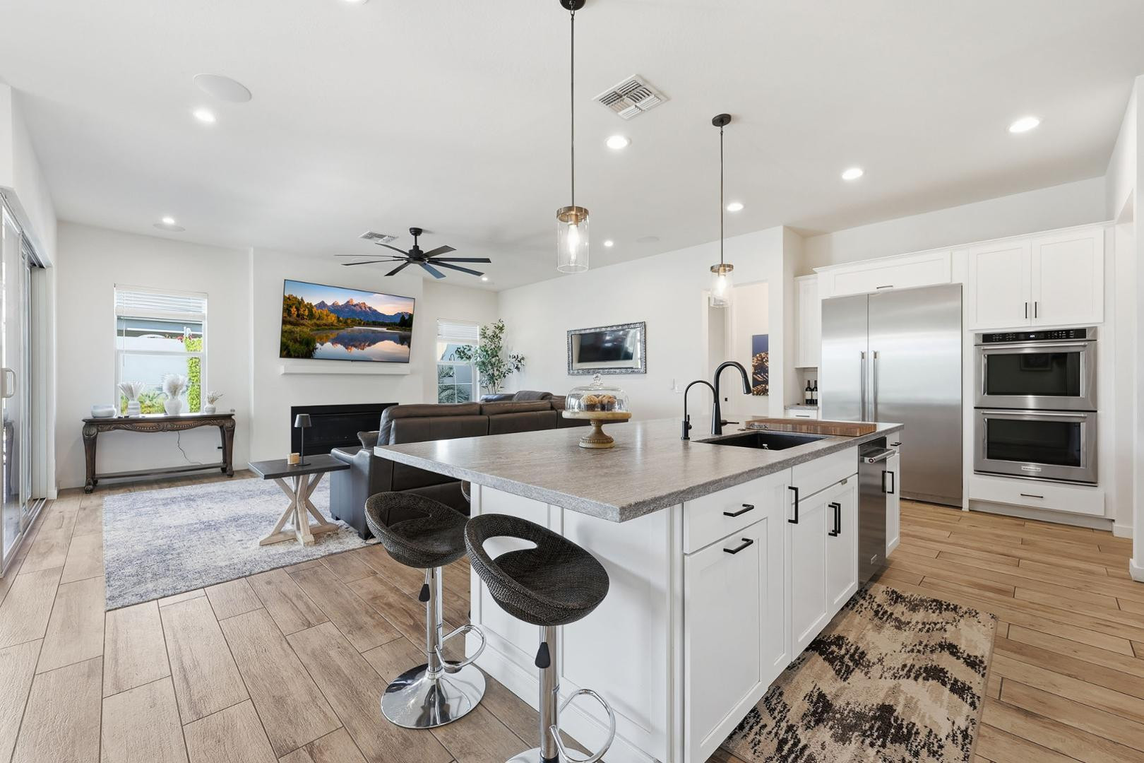 4416 E Roy Rogers Road