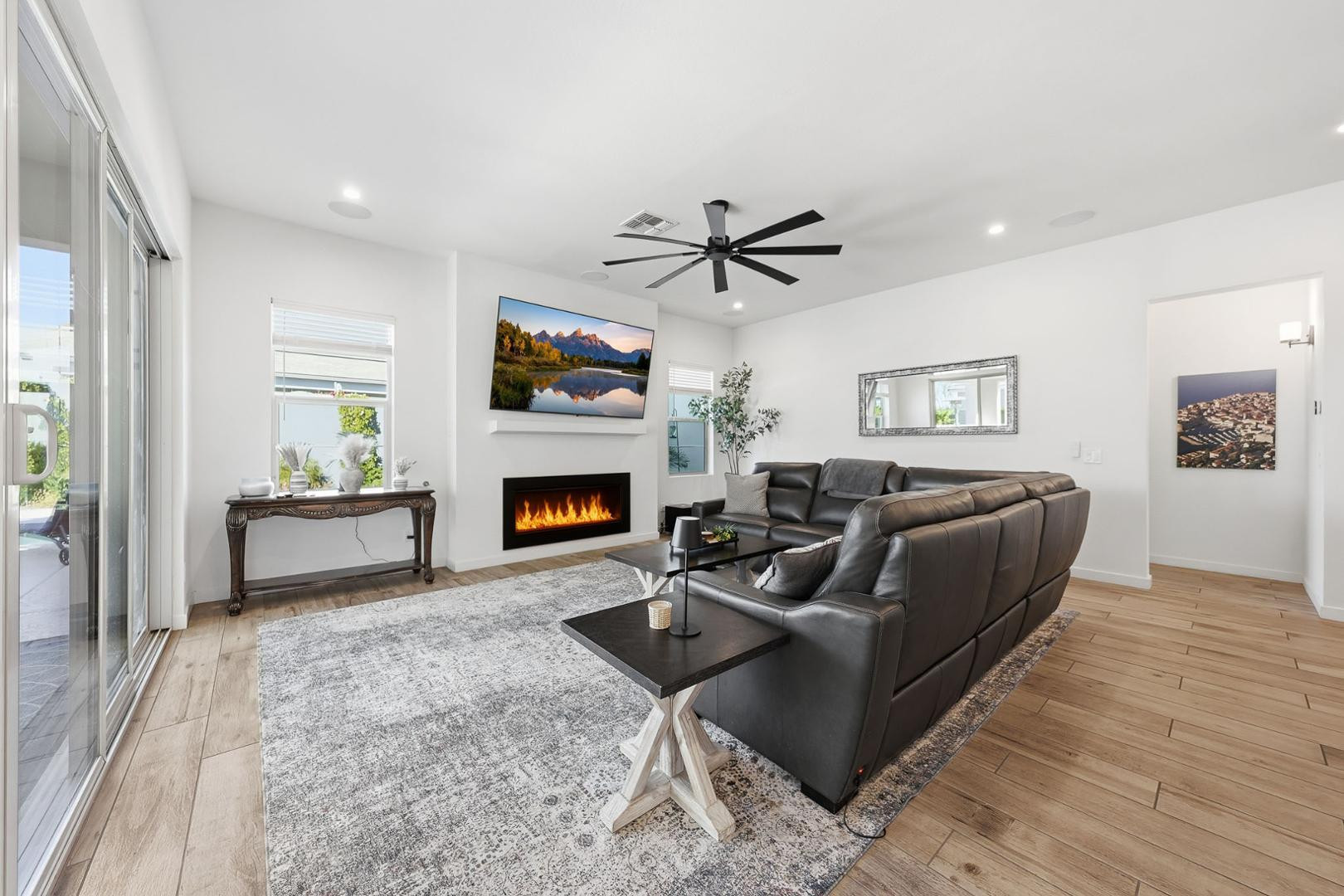 4416 E Roy Rogers Road