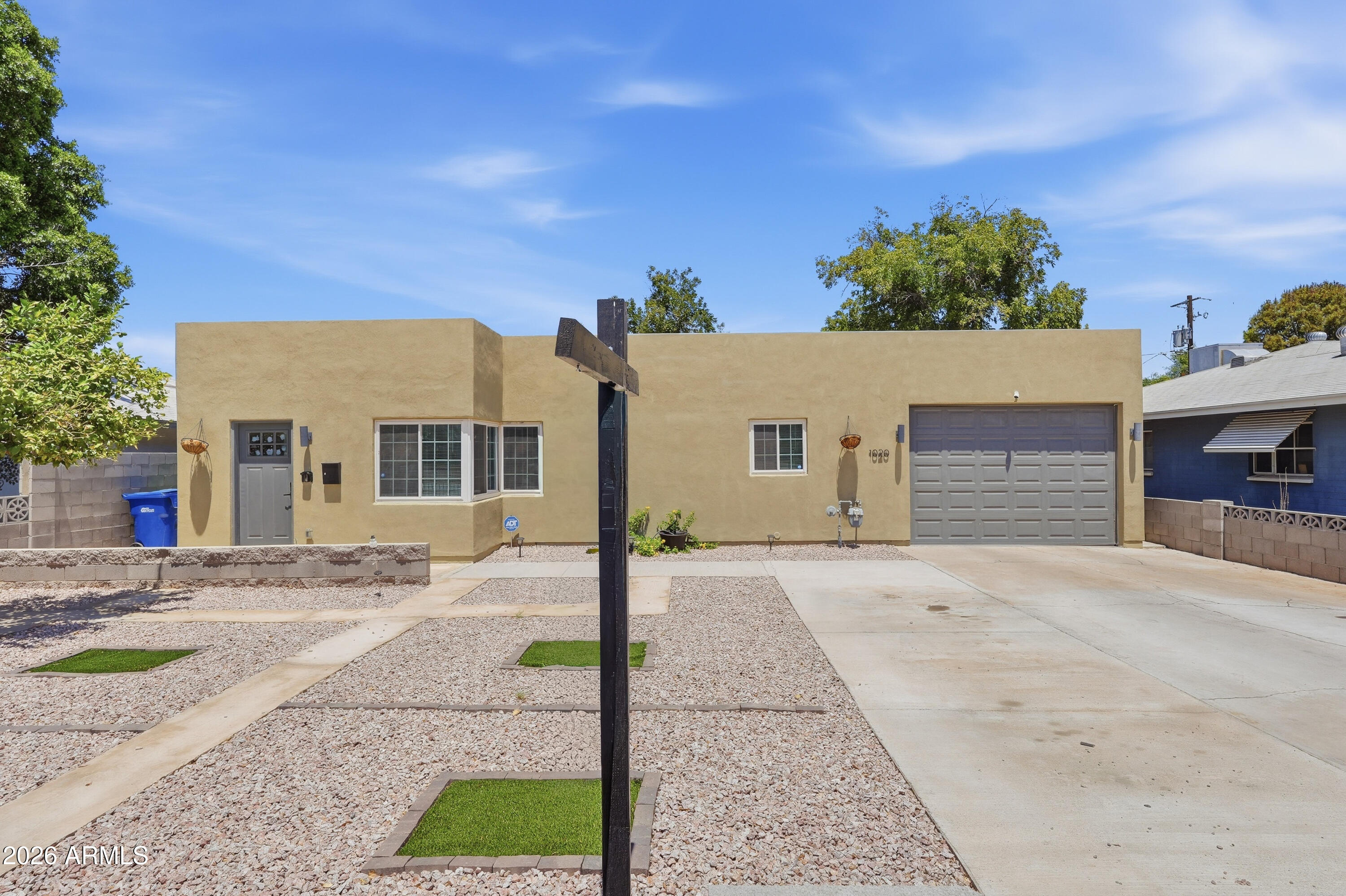1020 E NIELSON Avenue