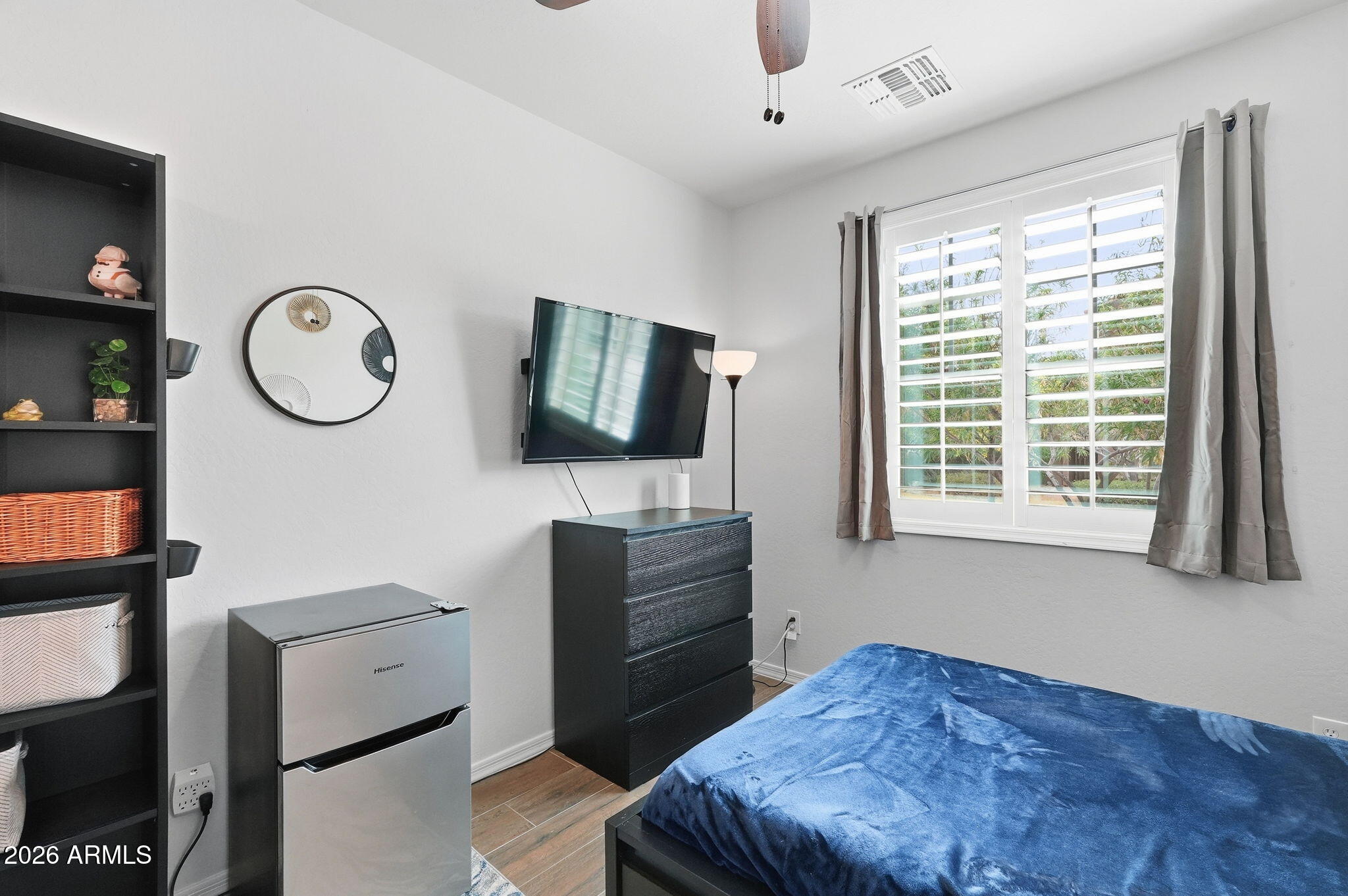 3608 E SALTER Drive