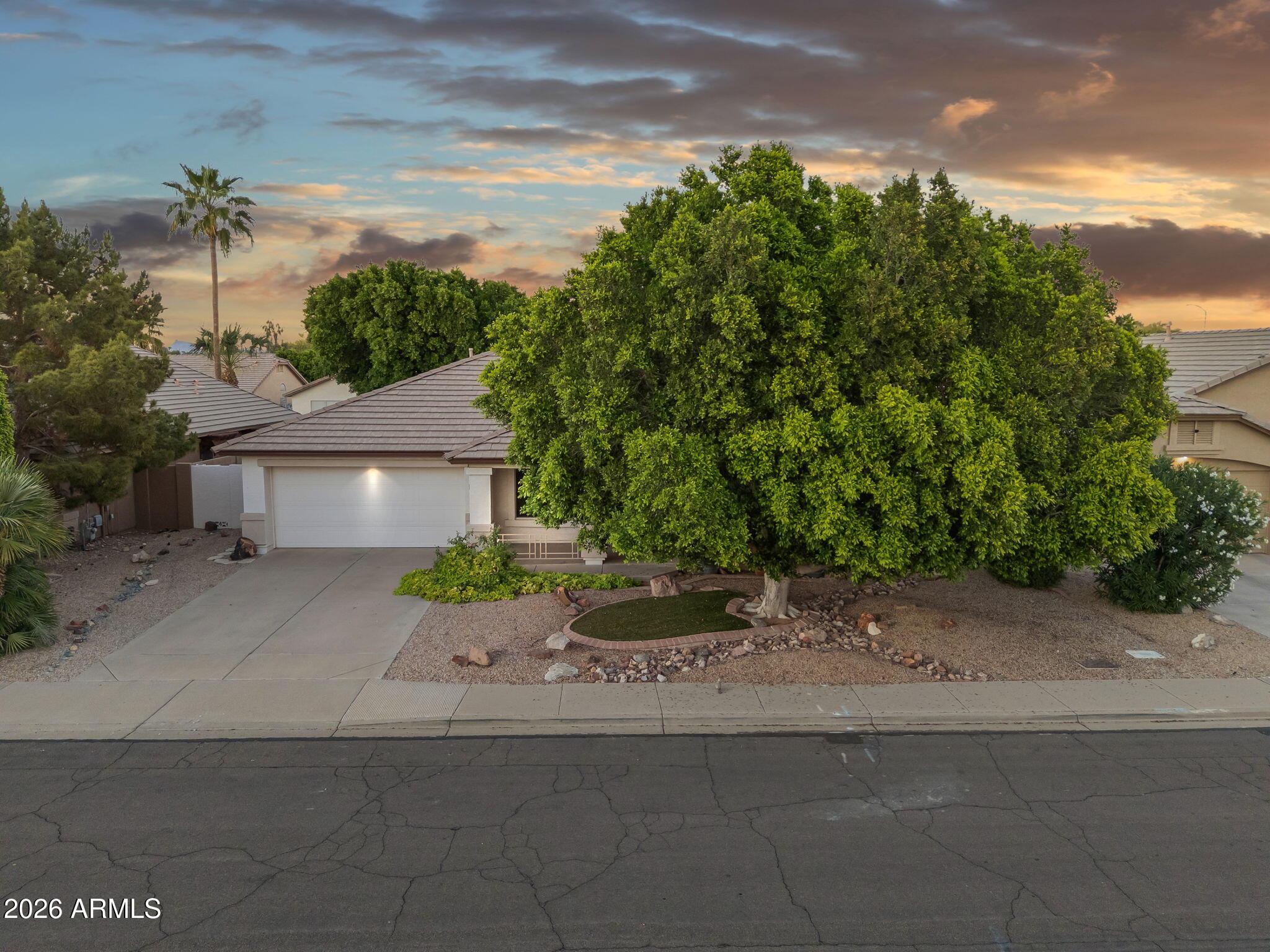 8010 E ONZA Avenue