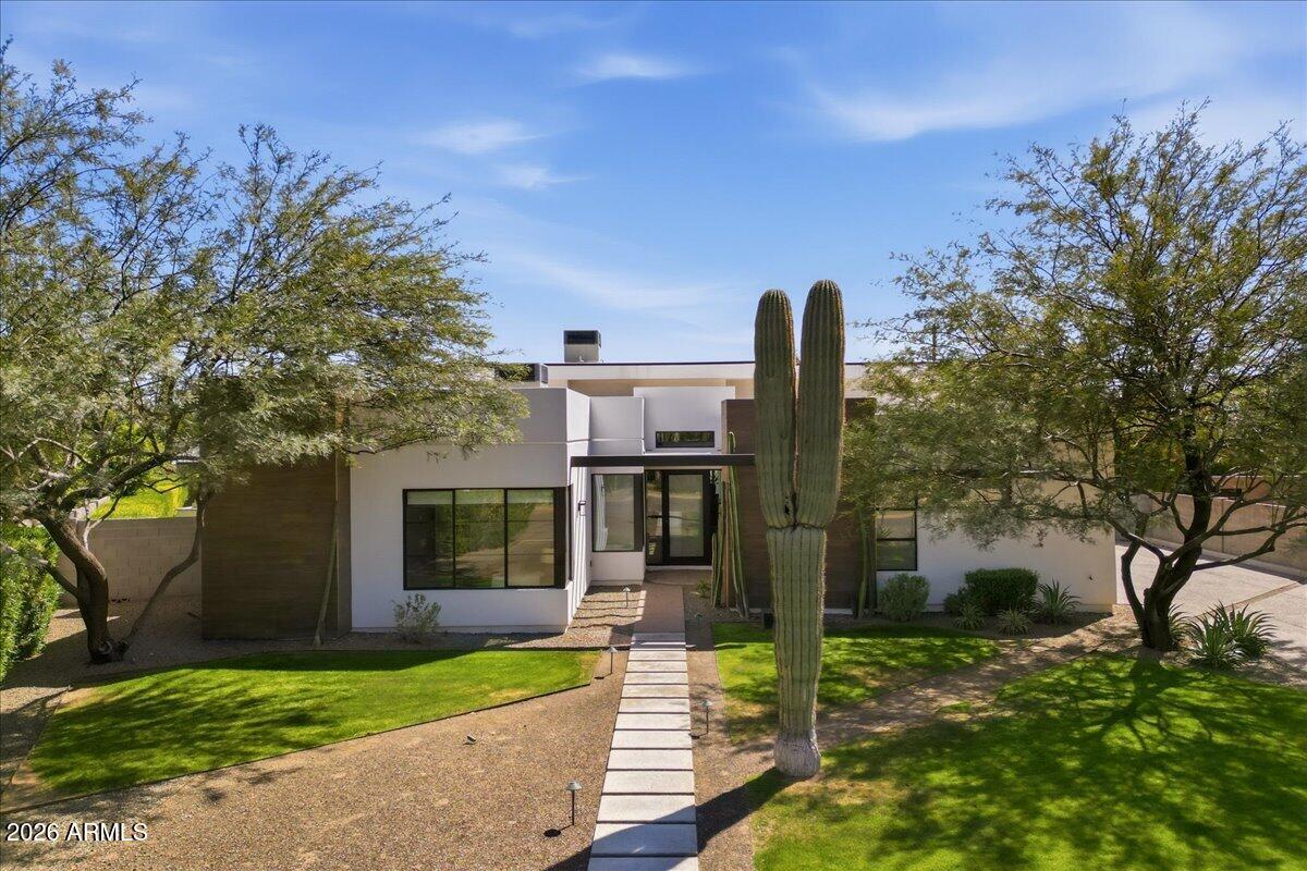 4319 E MARION Way