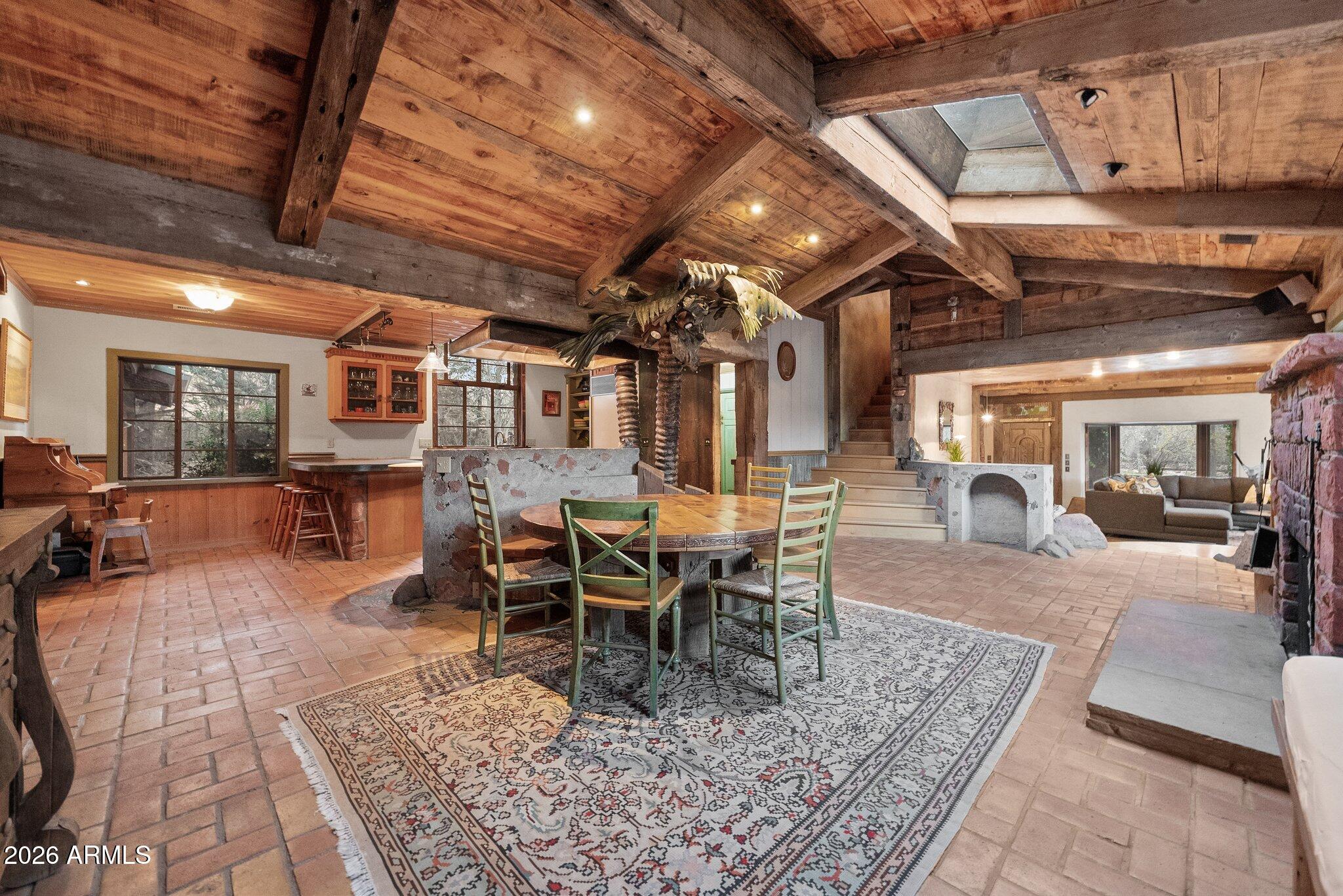 180 Copper Cliffs Lane