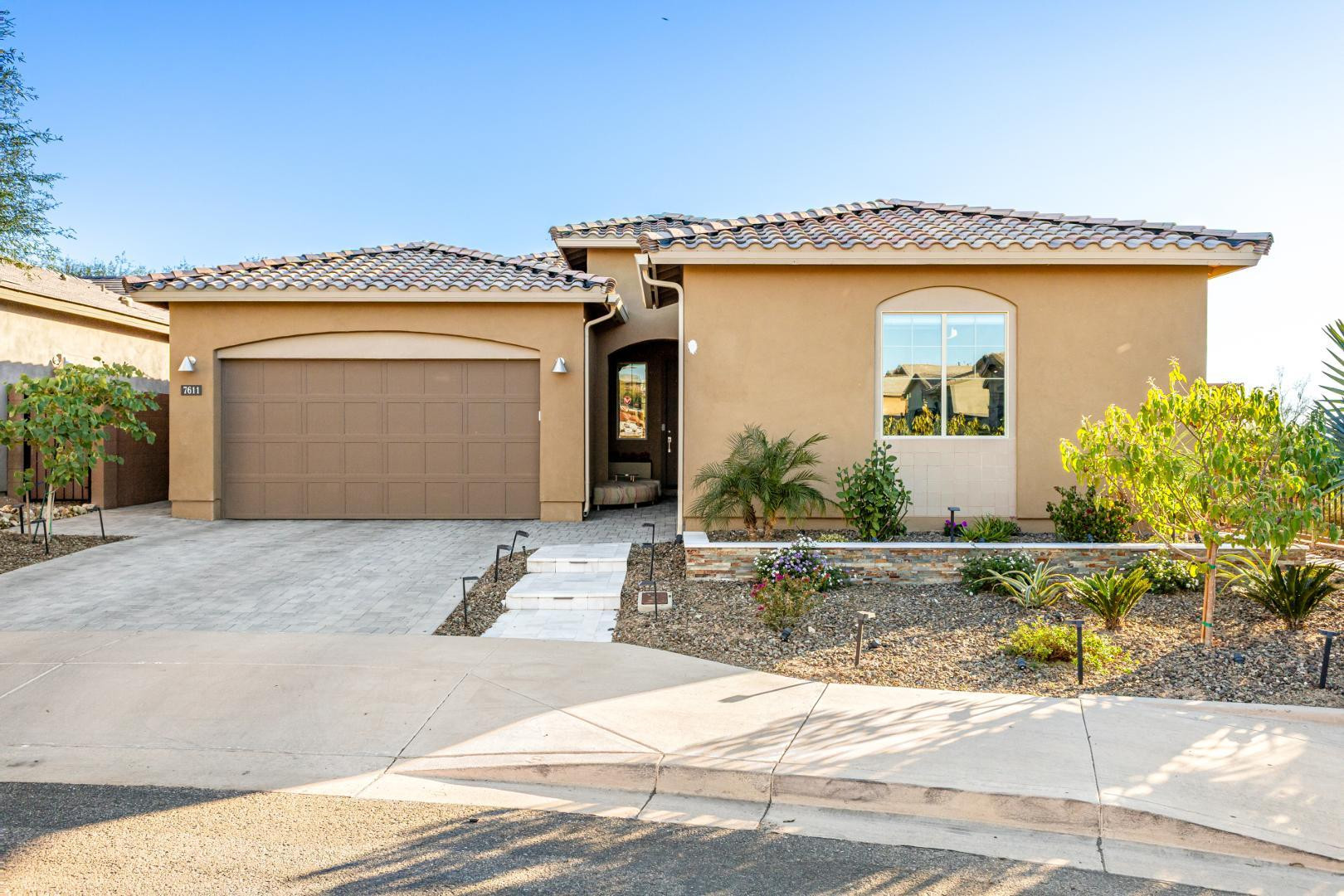 7611 E CAMINO VIVAZ Way