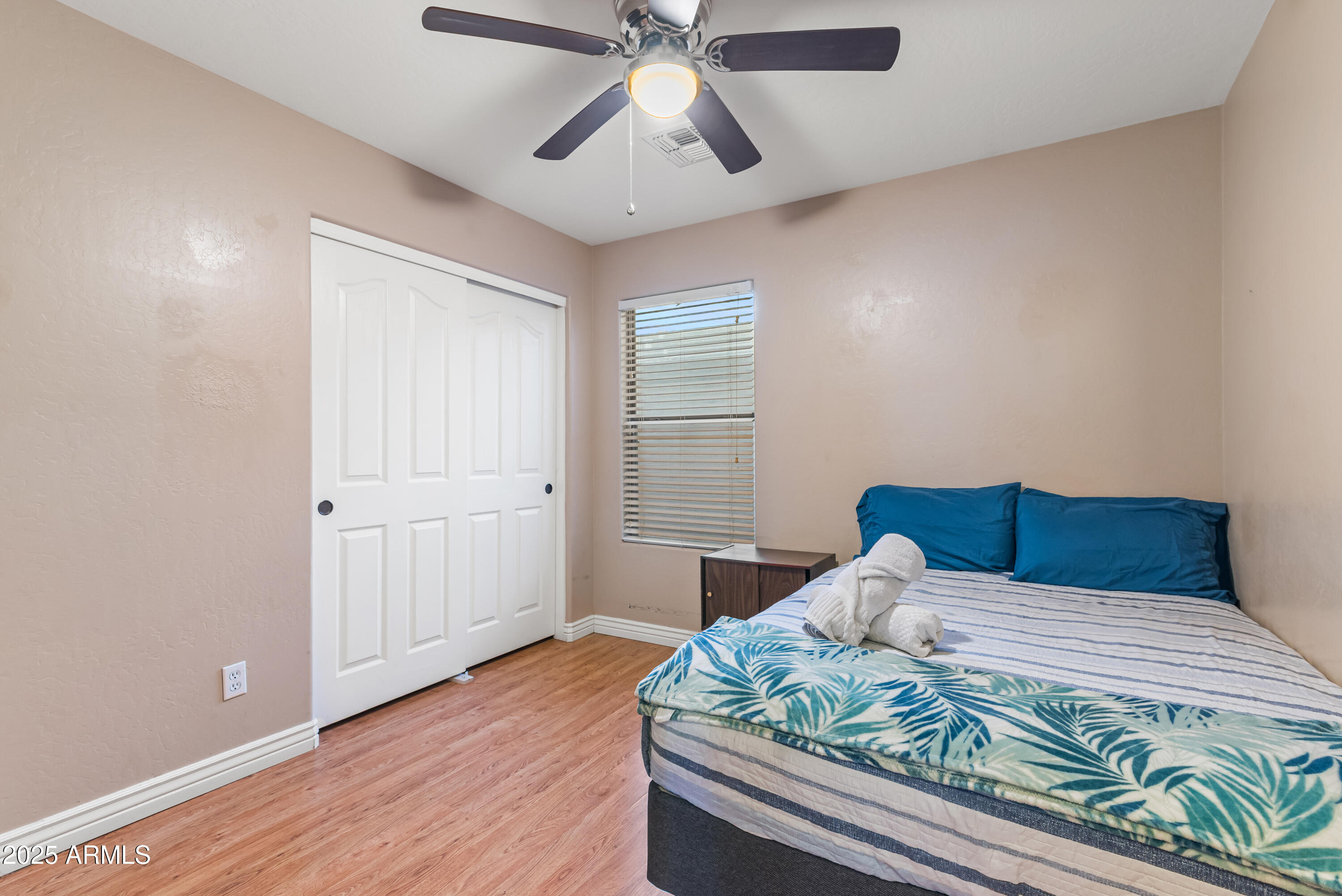 2113 W NANCY Lane