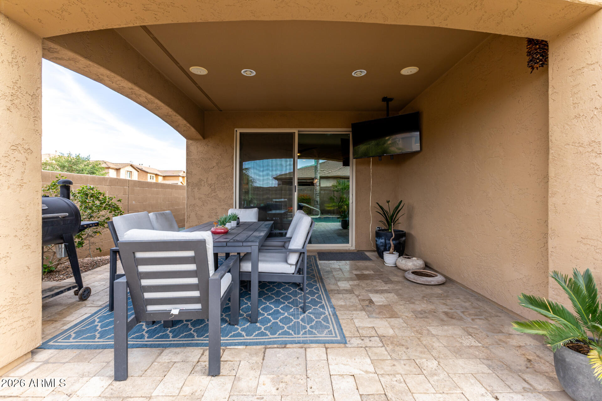 152 W ROSEMARY Drive