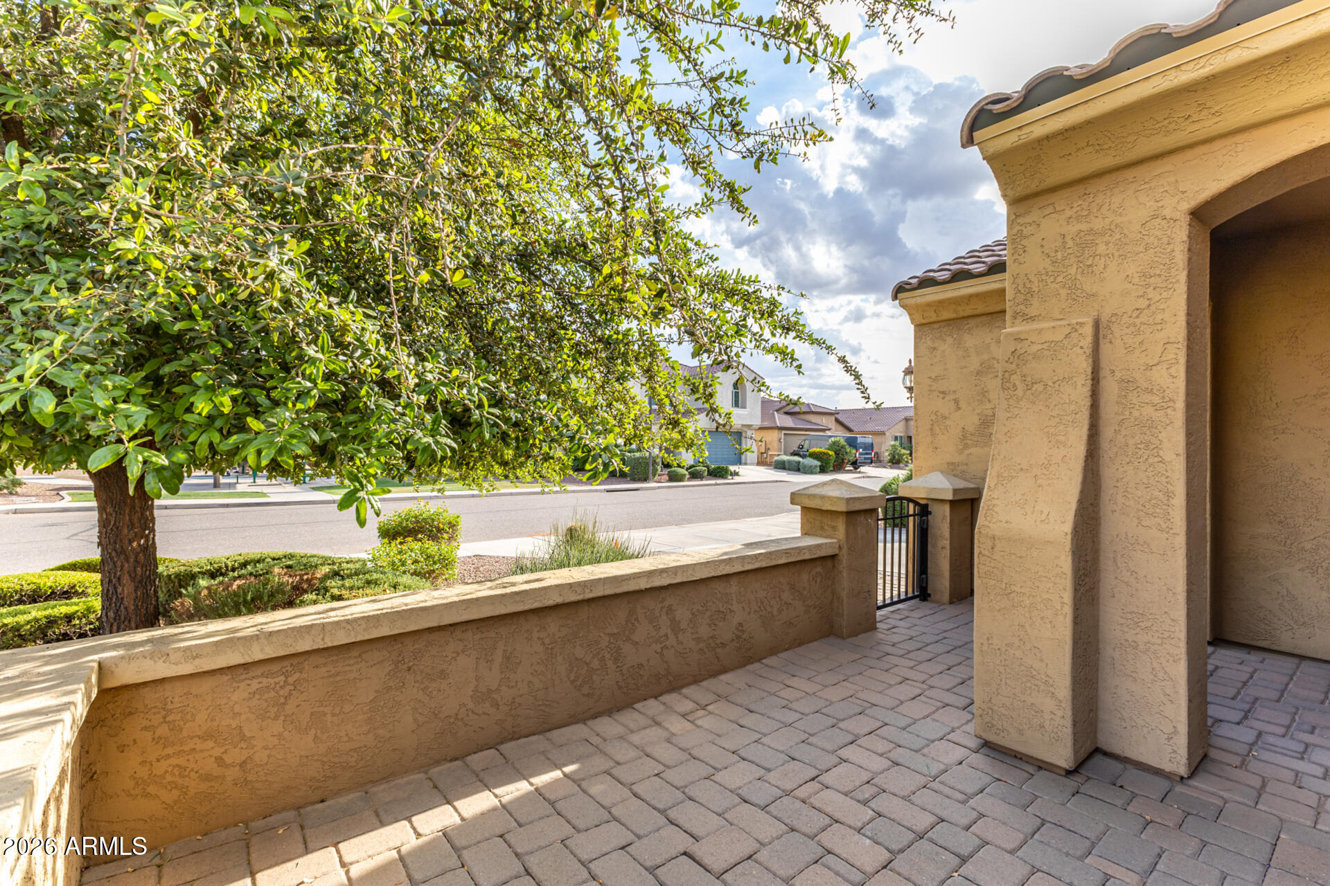 152 W ROSEMARY Drive