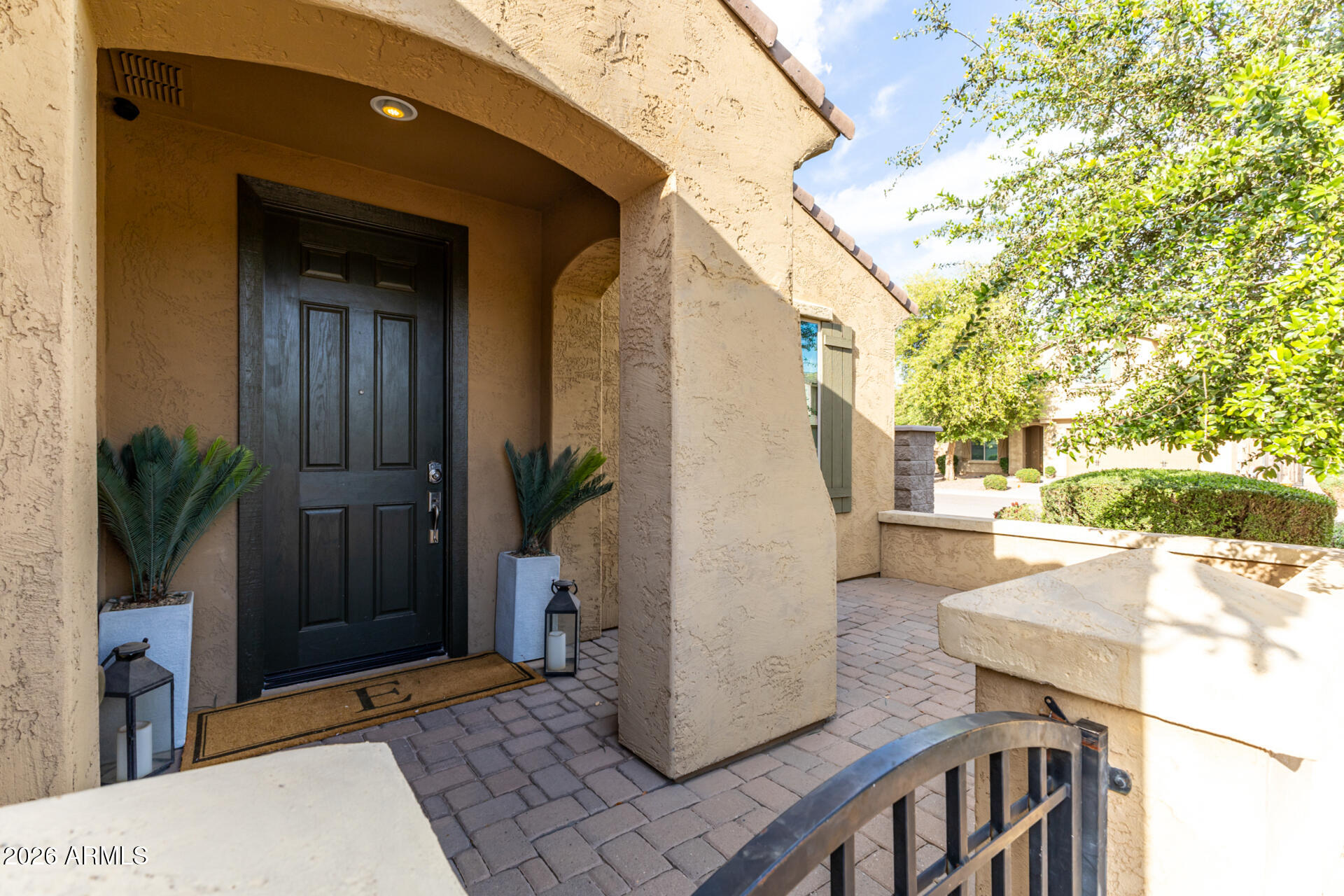 152 W ROSEMARY Drive
