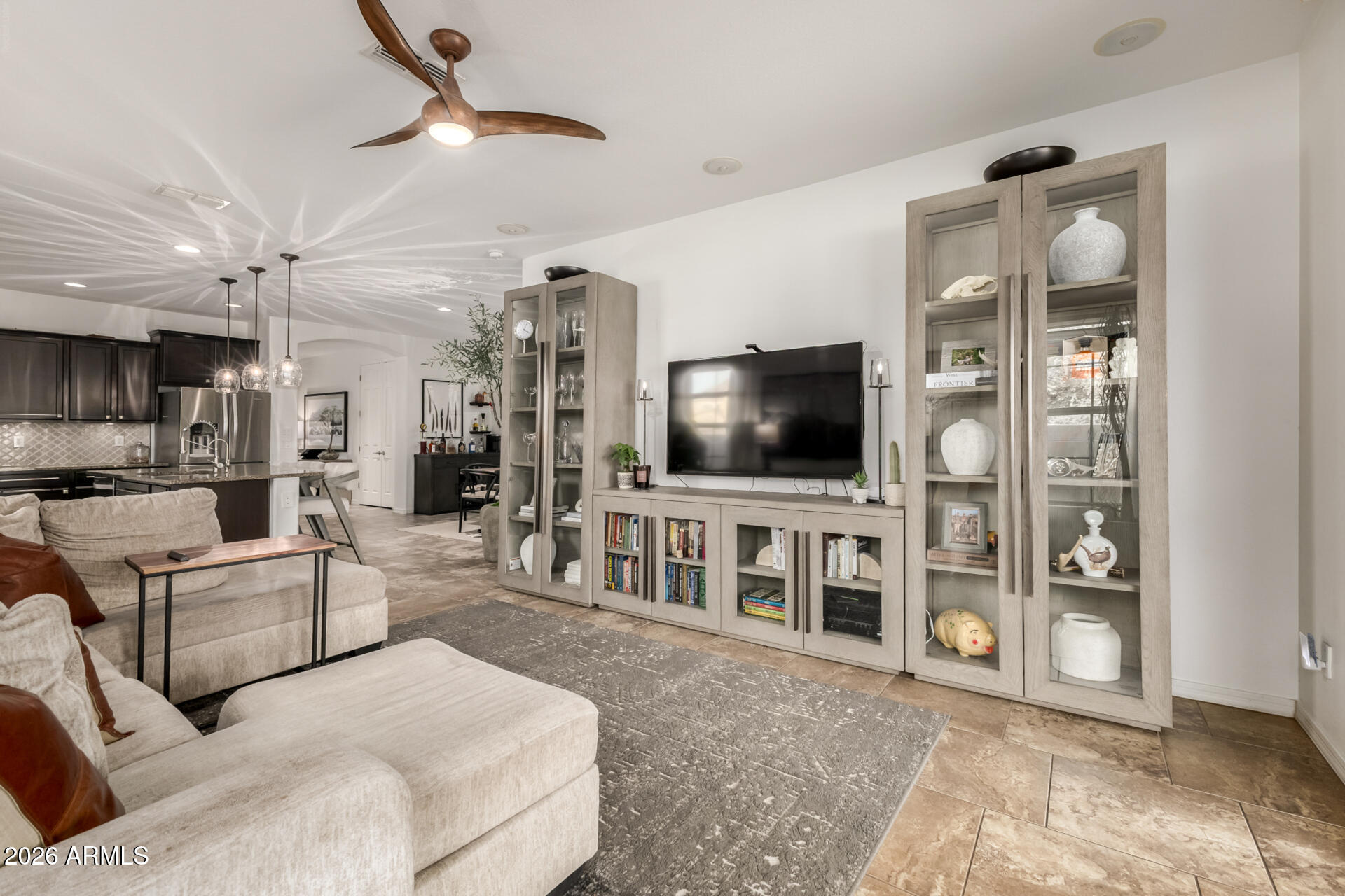 152 W ROSEMARY Drive