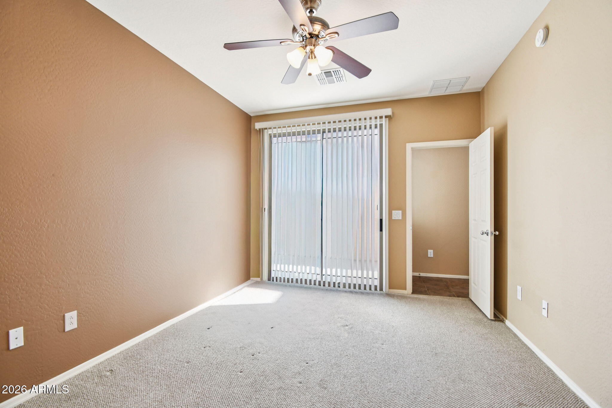 42424 N Gavilan Peak Parkway 33104