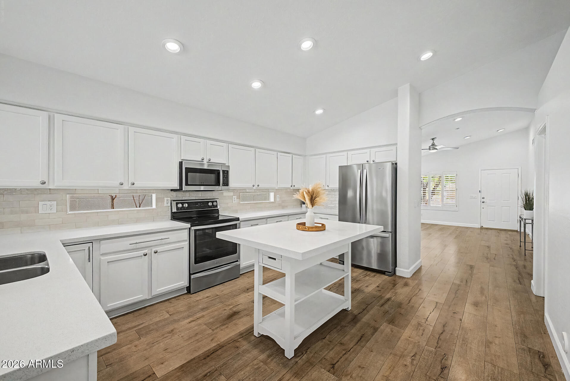 10482 E KAREN Drive