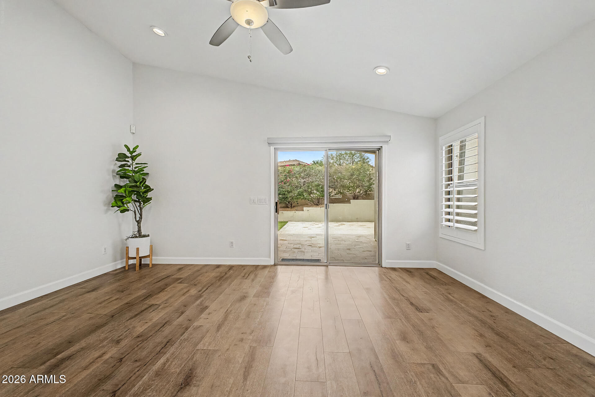 10482 E KAREN Drive