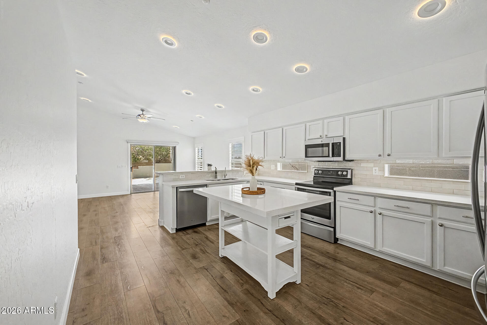 10482 E KAREN Drive