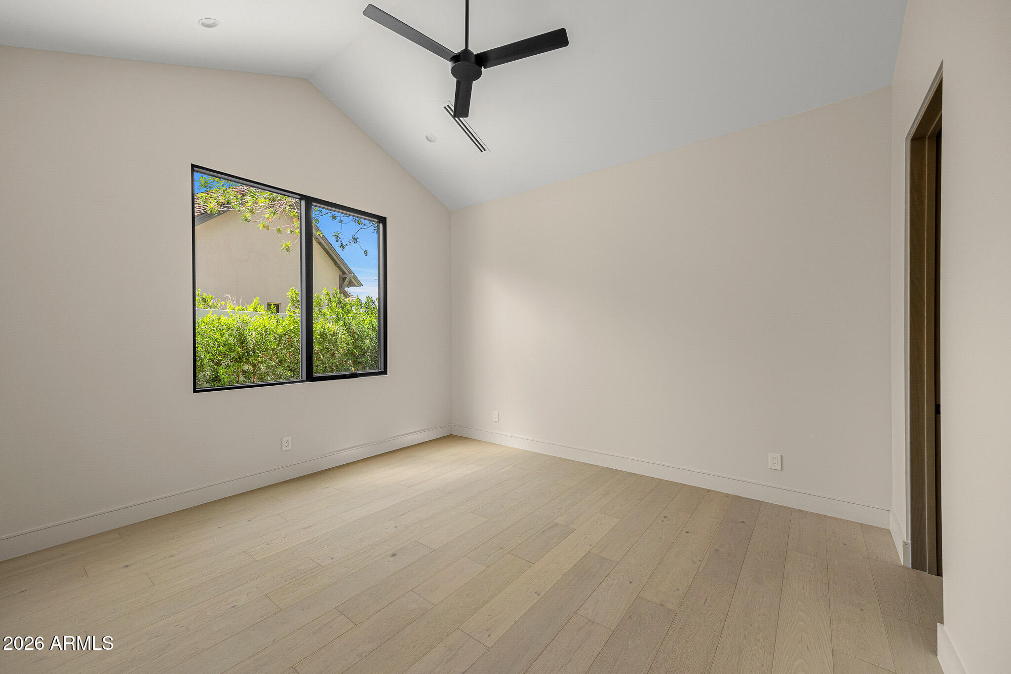 4828 E CALLE DEL MEDIO