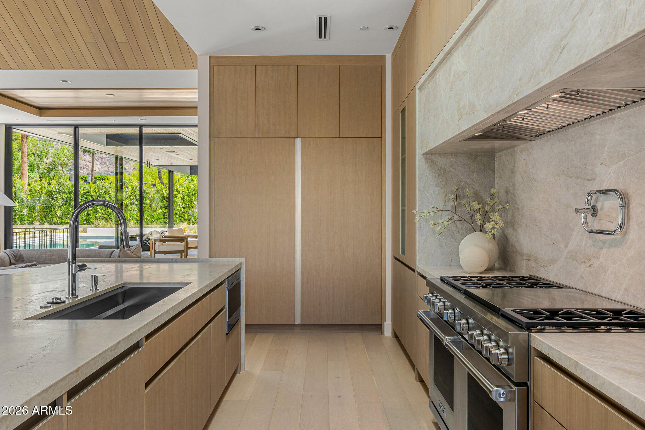 4828 E CALLE DEL MEDIO