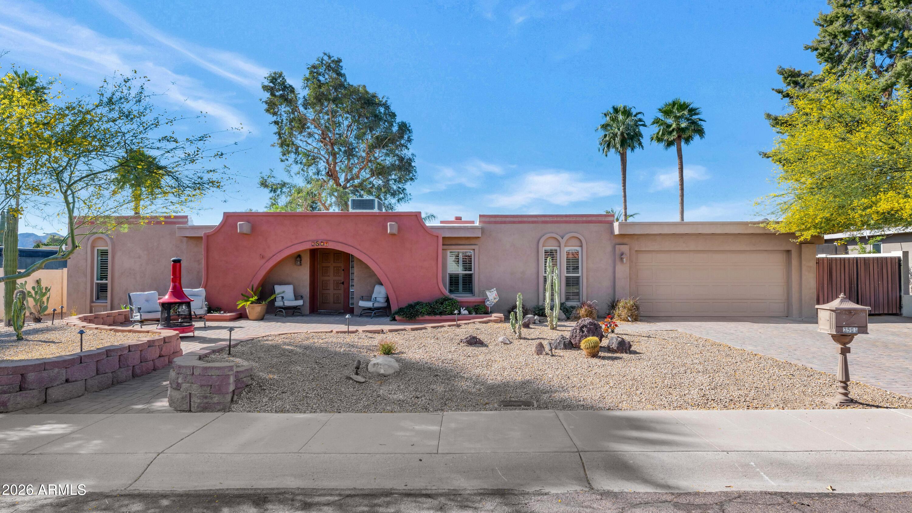 2501 E YUCCA Street