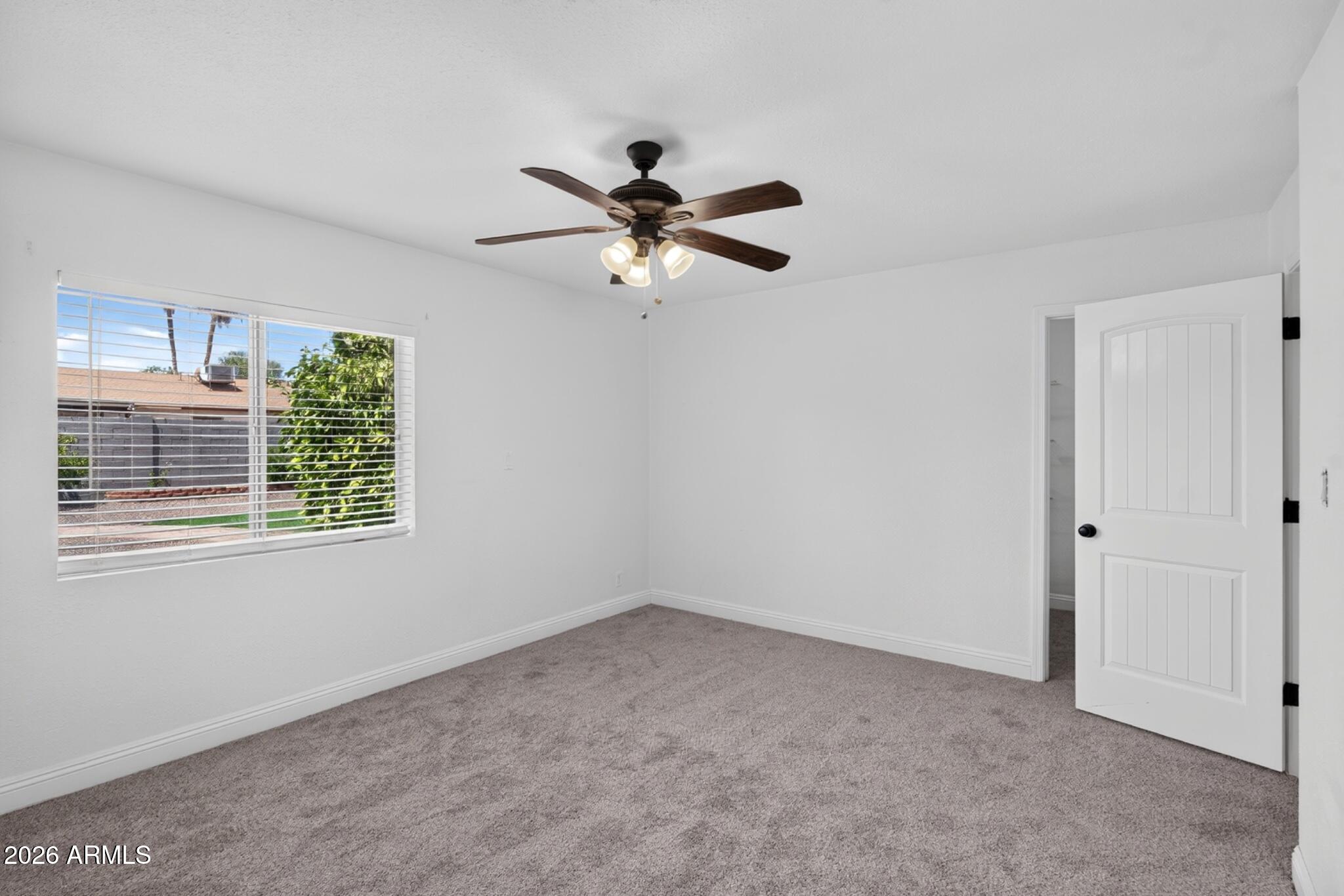 8832 E Lupine