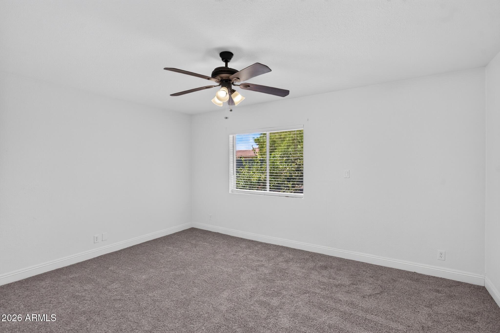 8832 E Lupine