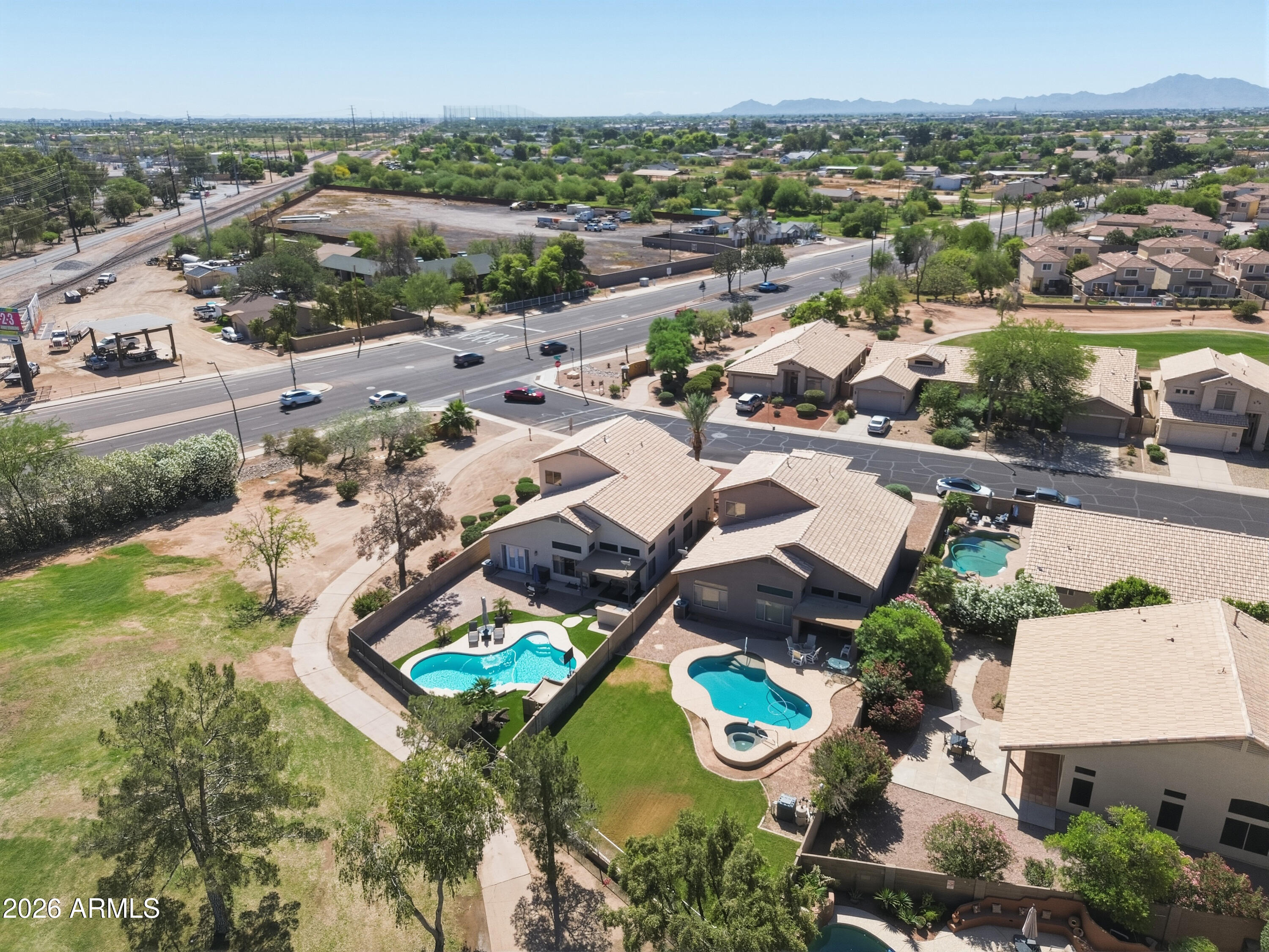 1572 E BLACK DIAMOND Drive