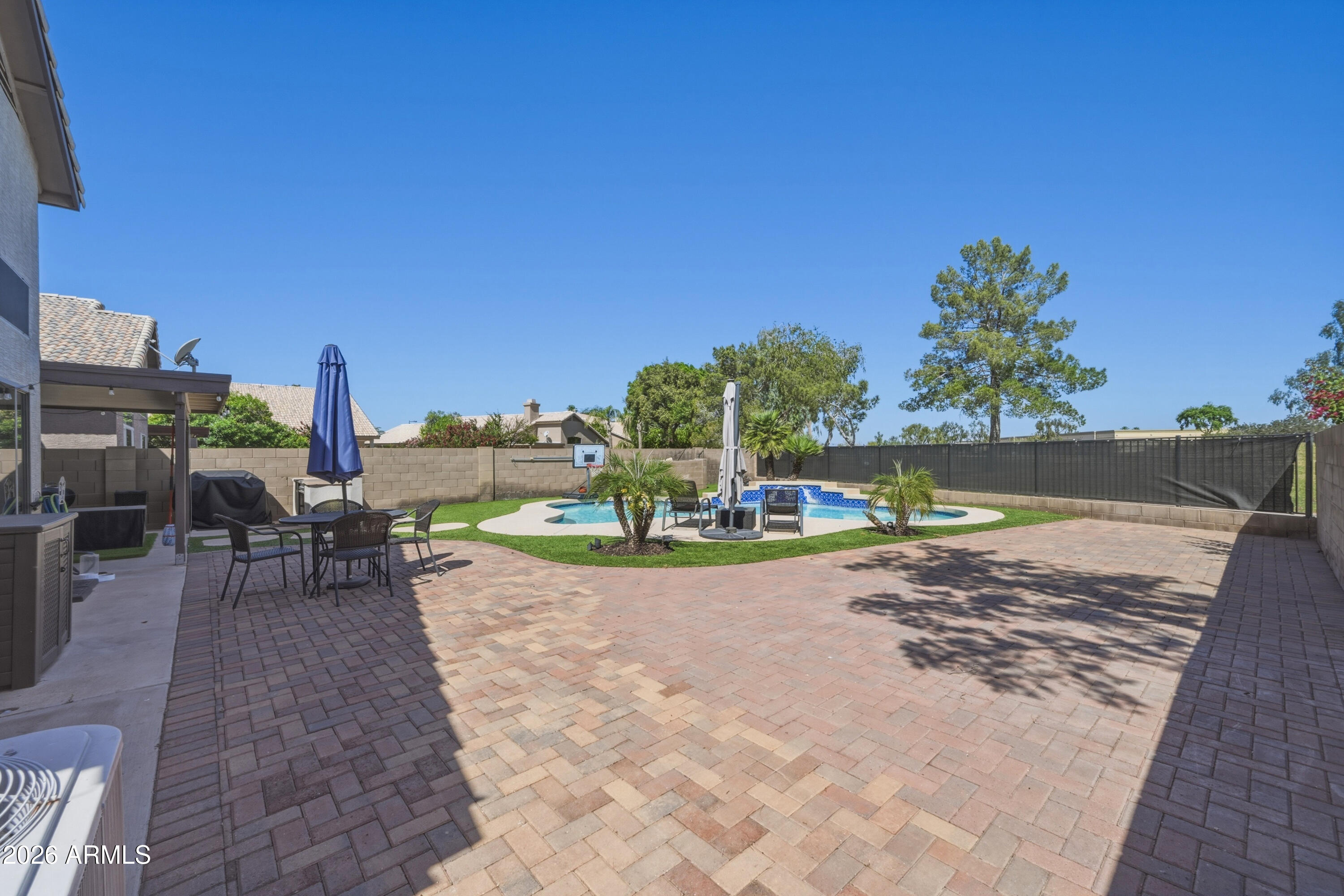 1572 E BLACK DIAMOND Drive